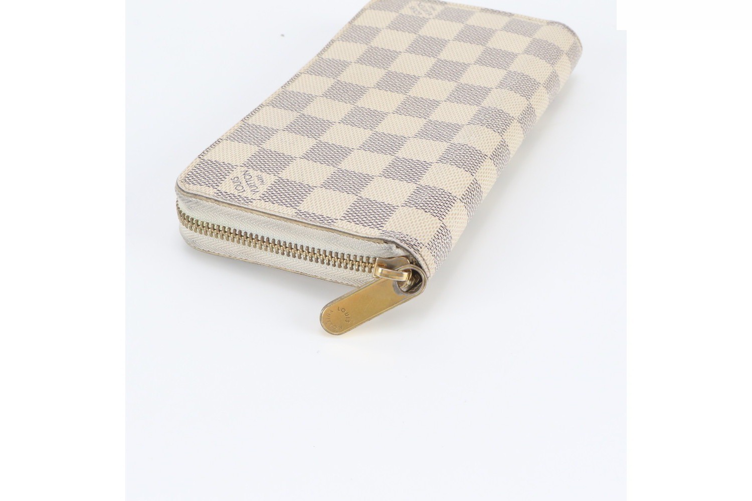 Damier Azur Zippy Wallet N41660 Leather Long Wallet — view 3