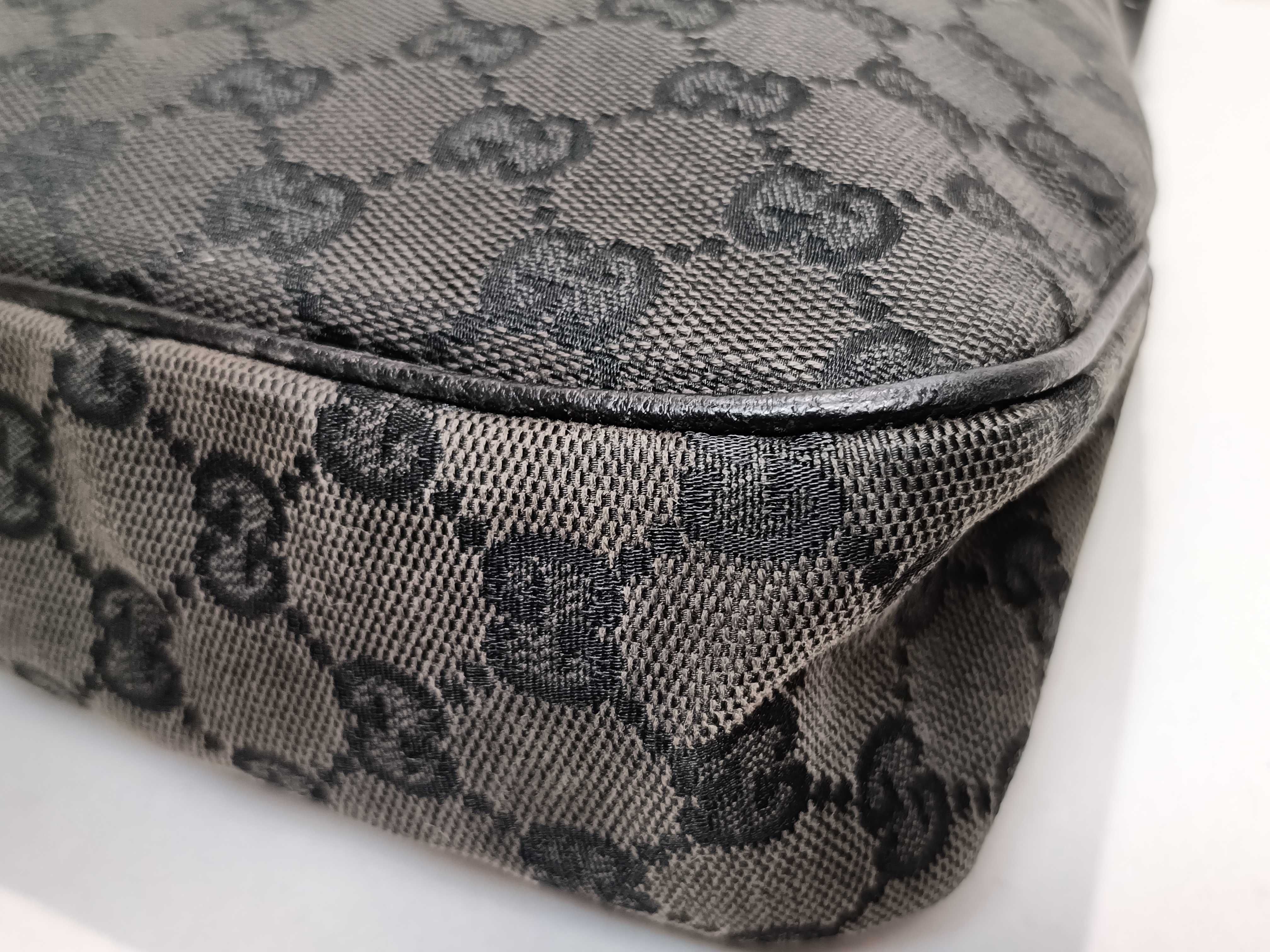 GG Canvas Shoulder Bag 121023 Handbag — view 7