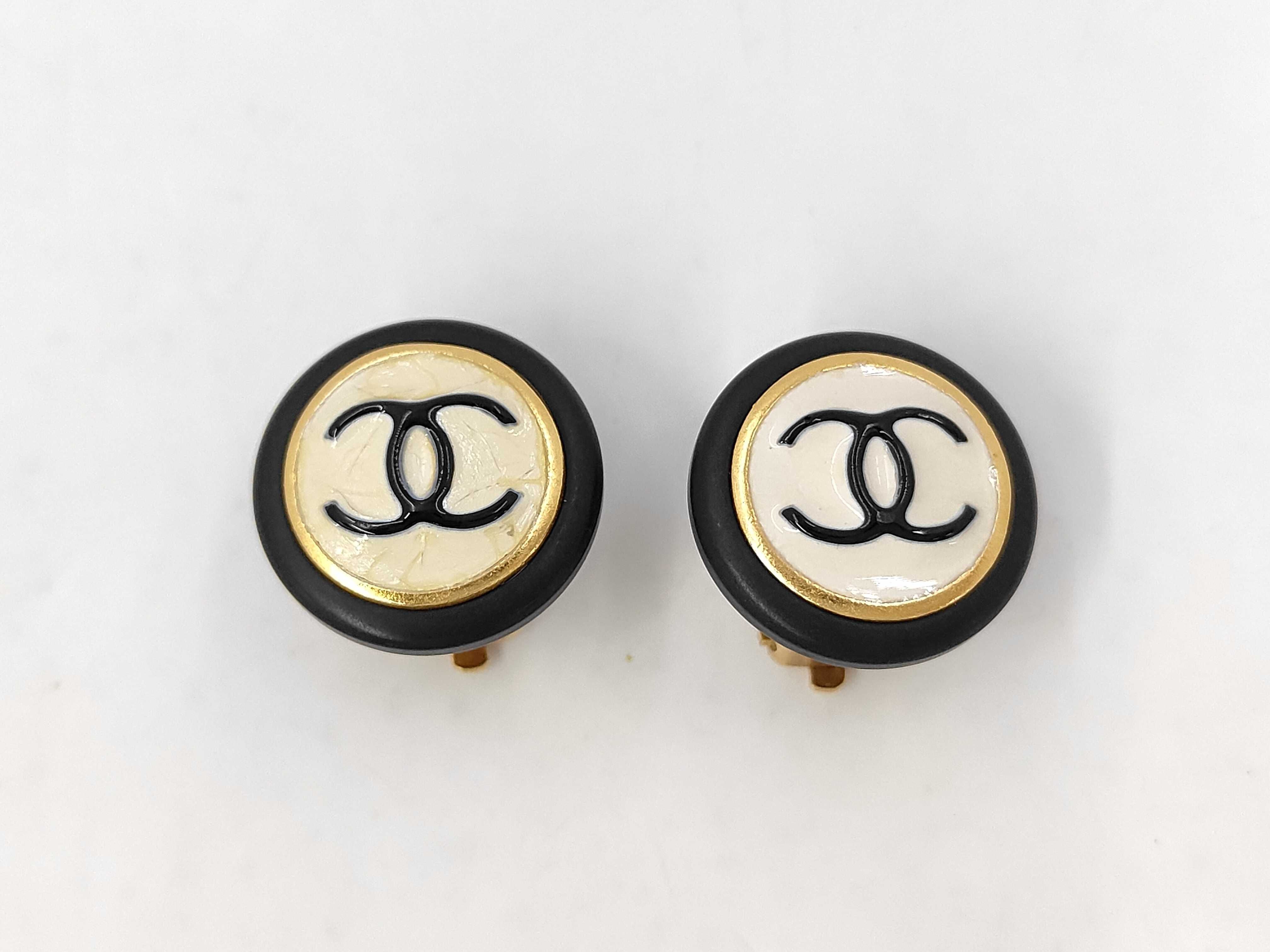 Coco Mark Chanel Coco Button White x Black Yellow Gold Earrings