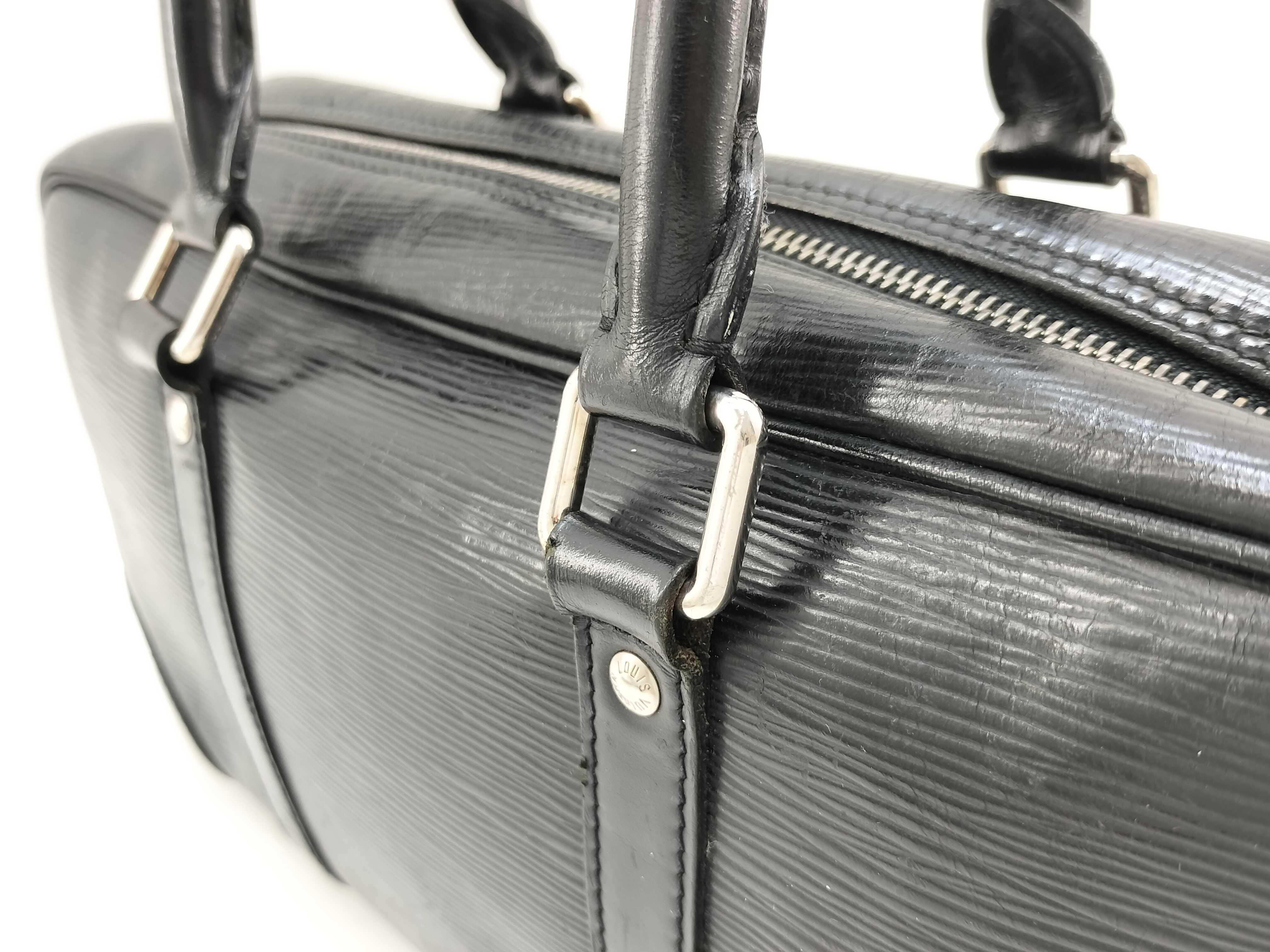 Epi Vivienne M59112 Handbag — view 3