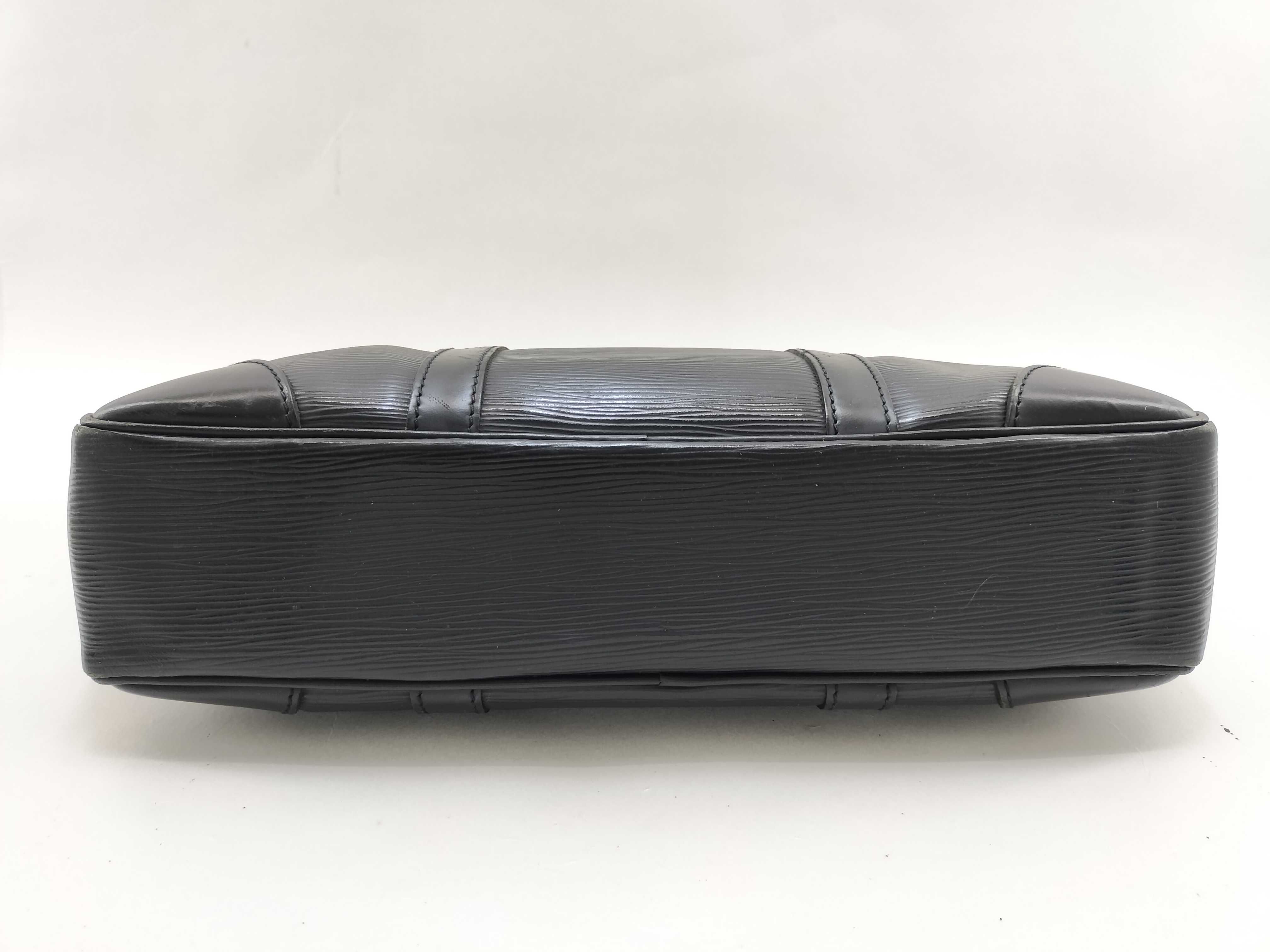 Epi Vivienne M59112 Handbag — view 6
