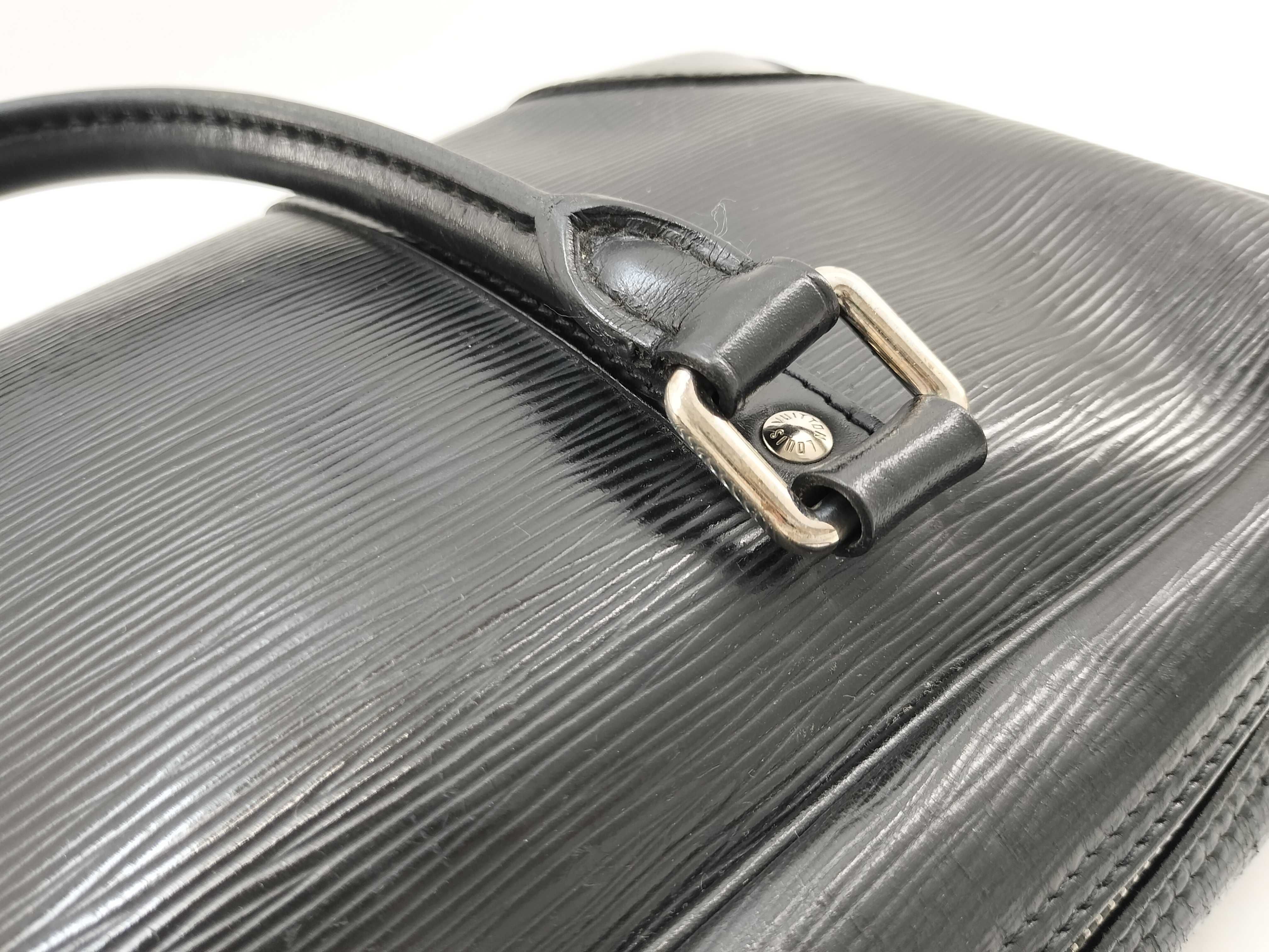 Epi Vivienne M59112 Handbag — view 10