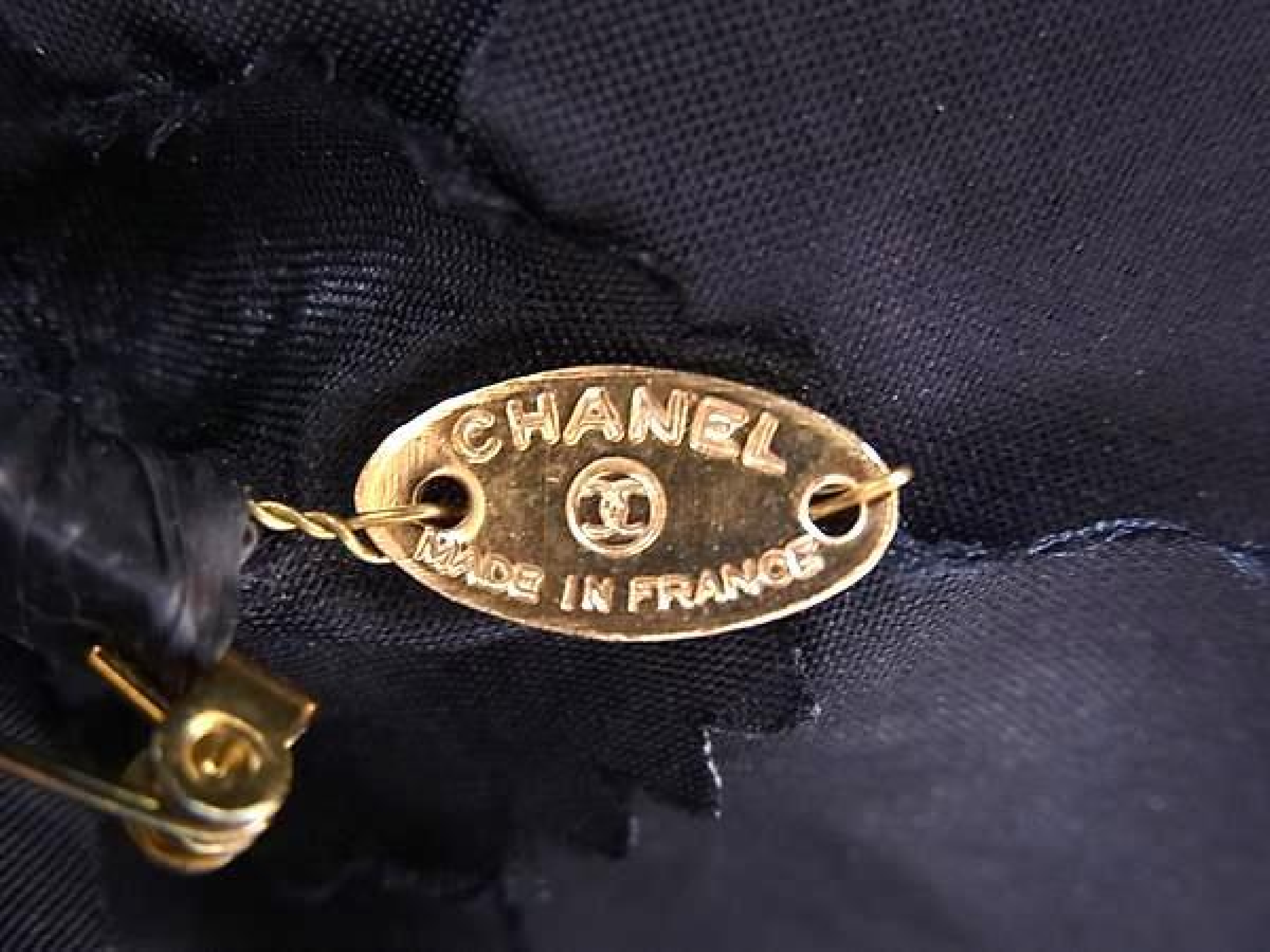 Camellia Pin Badge/Brooch - Women's Accessory, Black (HE2599) — view 4