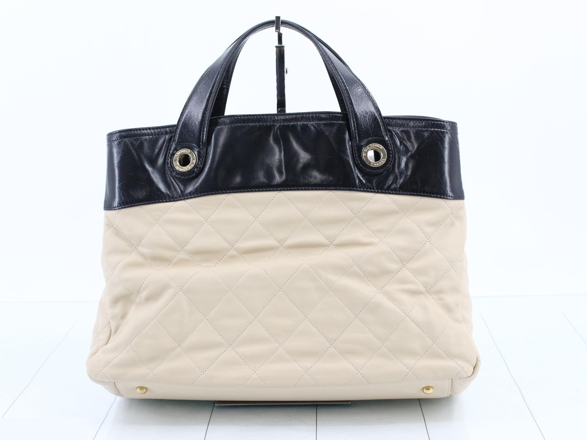 Matelassé (Bag) - In the Mix 2-Way Shoulder Bag — view 2