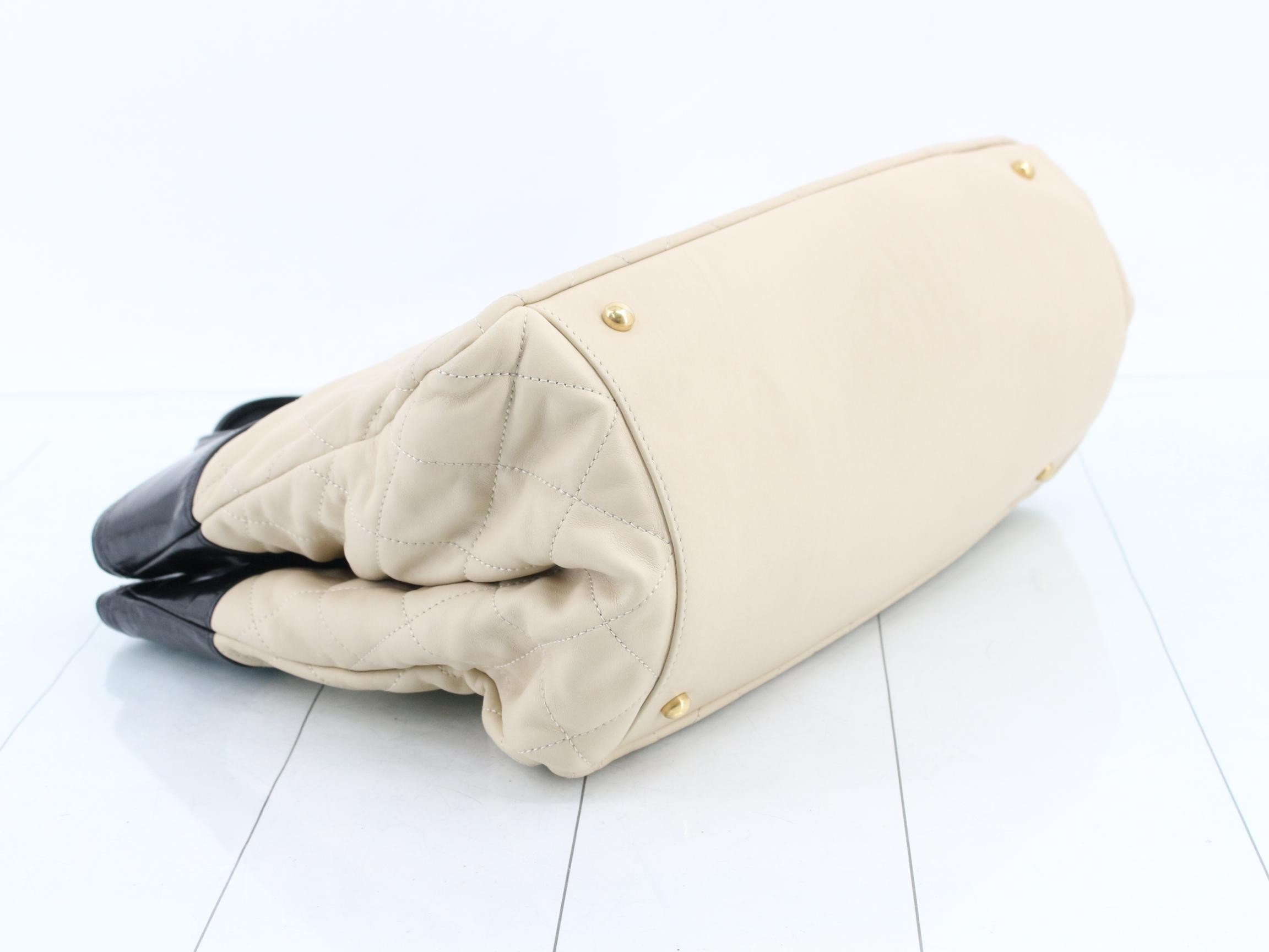 Matelassé (Bag) - In the Mix 2-Way Shoulder Bag — view 5
