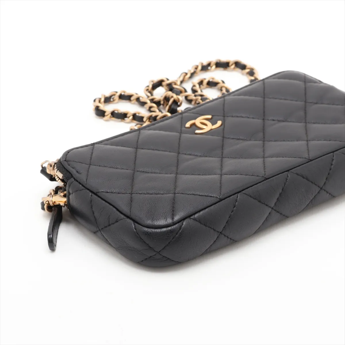 Matelassé Lambskin Chain Wallet, Black with Gold Hardware, 28039480, Serial Number 28 — view 4