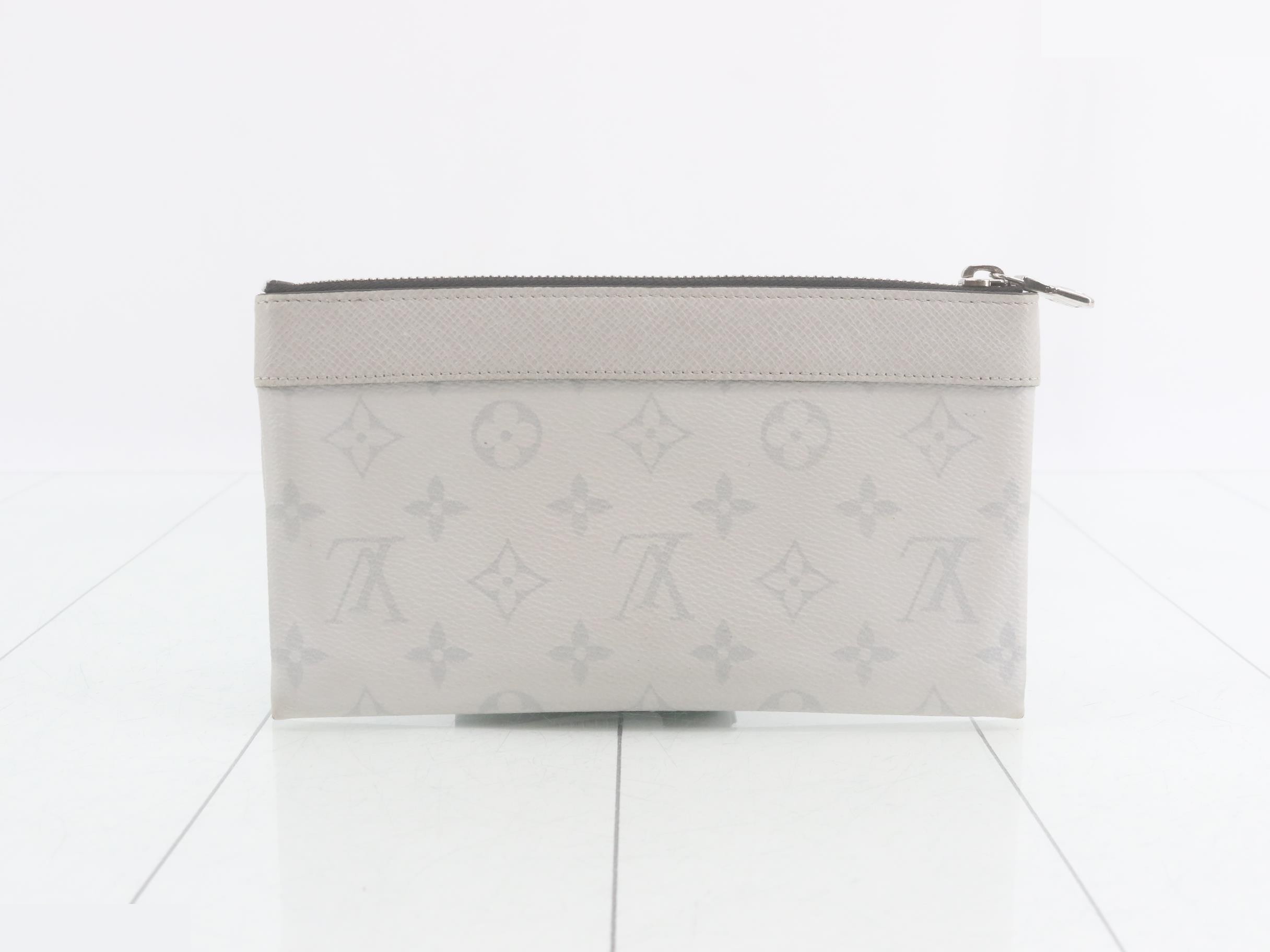 Pochette Discovery PM — view 2