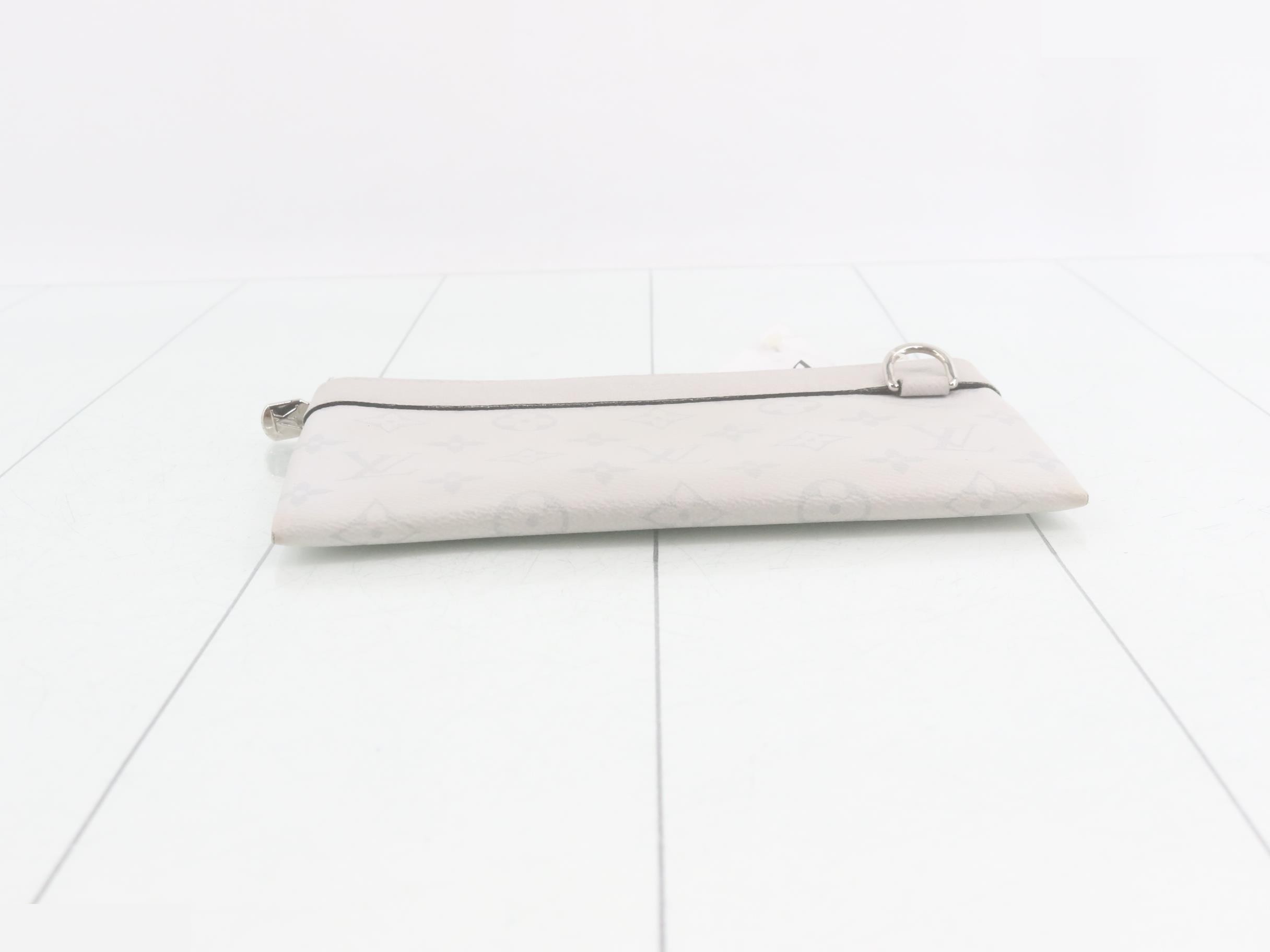 Pochette Discovery PM — view 3