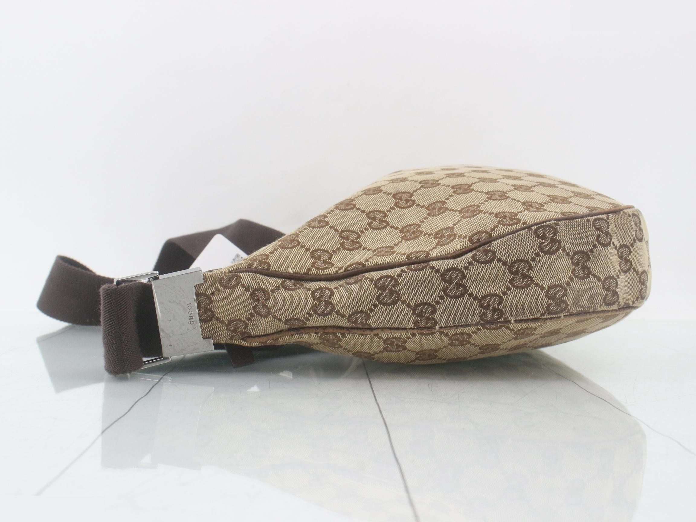 GG Canvas (Bag) - Half-Moon Shaped Shoulder Bag — view 4