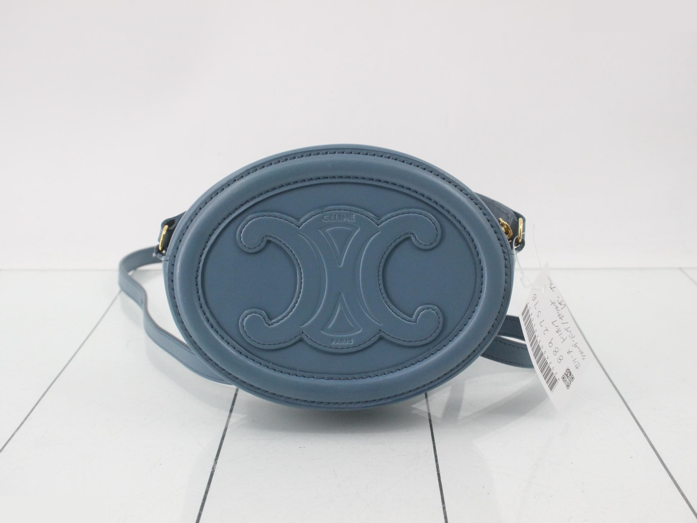 Triomphe Shoulder Bag/Pochette, Leather, Blue — view 2