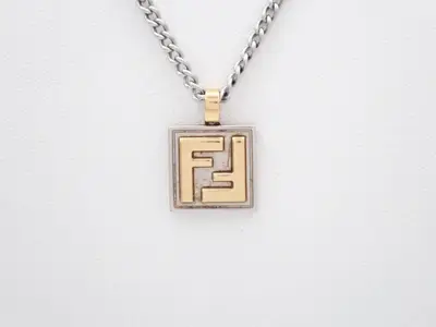 Other lines: Precious metals, necklaces, pendants, chain approximately 62cm