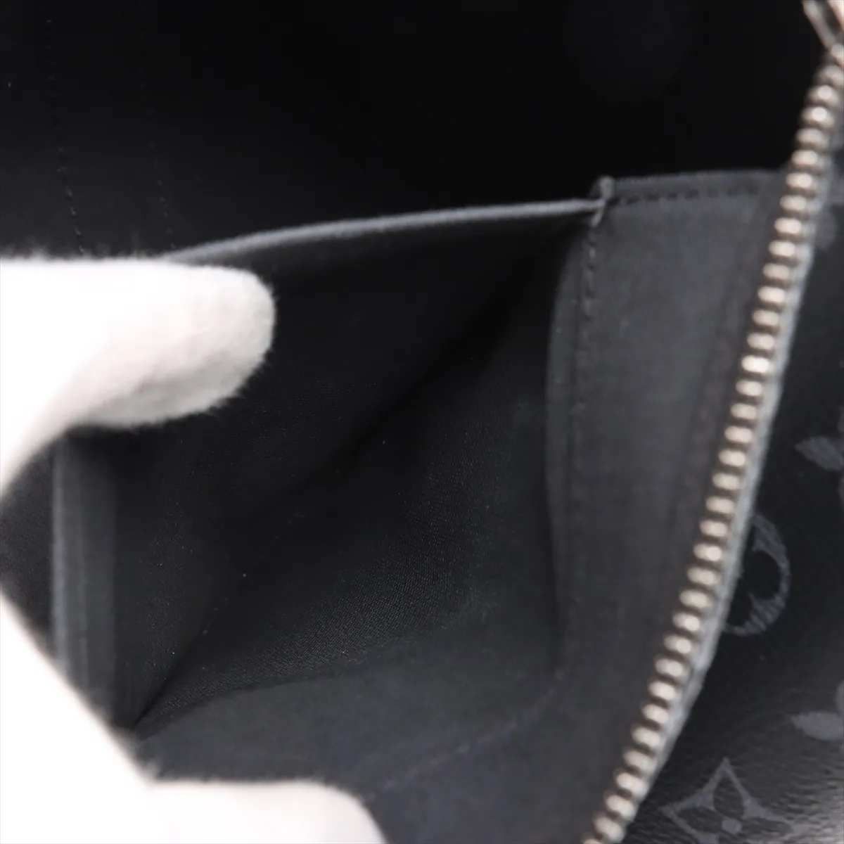 Monogram Eclipse Keepall Bandouliere 35 M46655 Black RFID reaction available — view 10