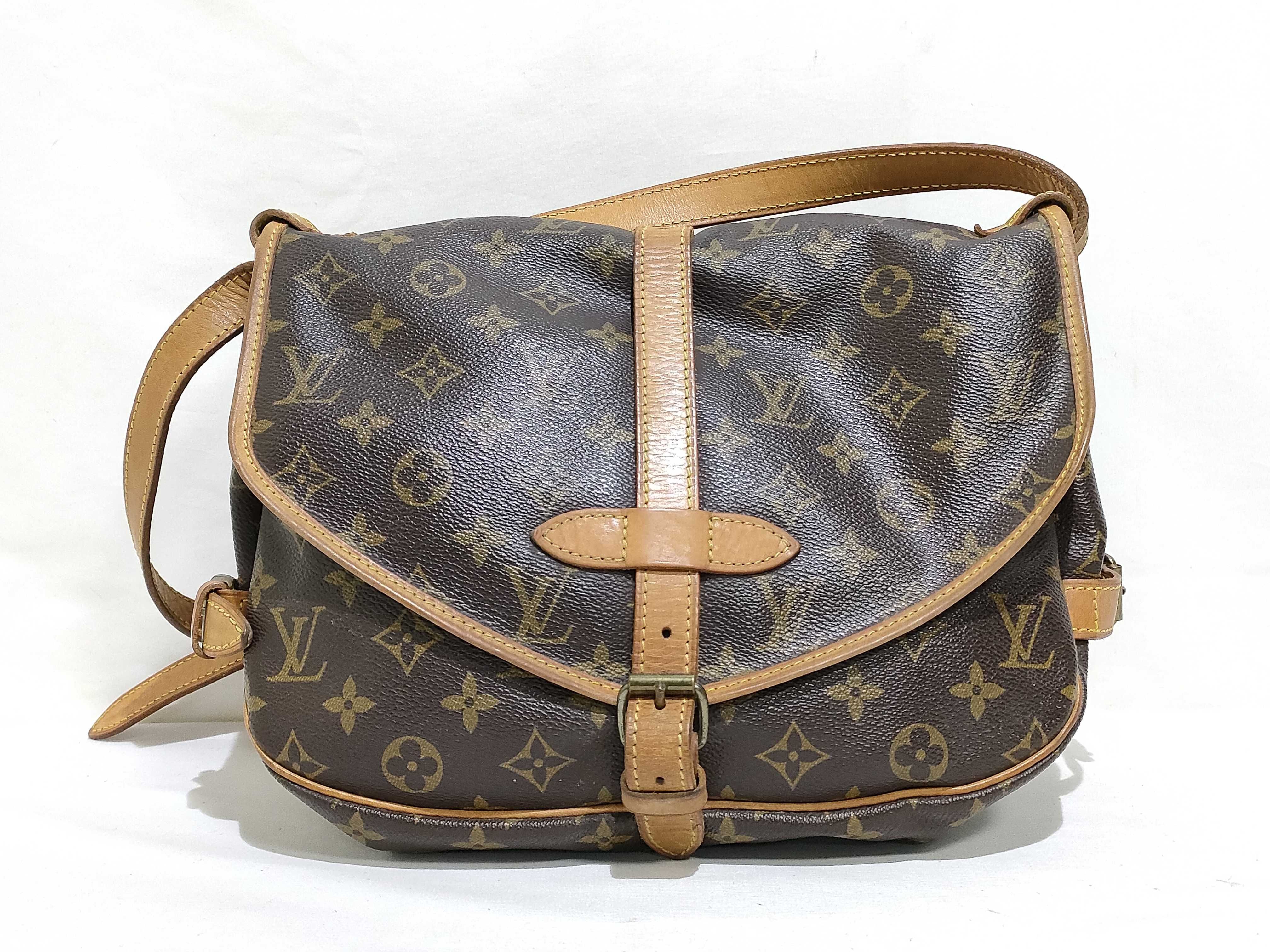 Monogram Louis Vuitton Monogram M42256 Saumur 30 AR0911 Shoulder Bag
