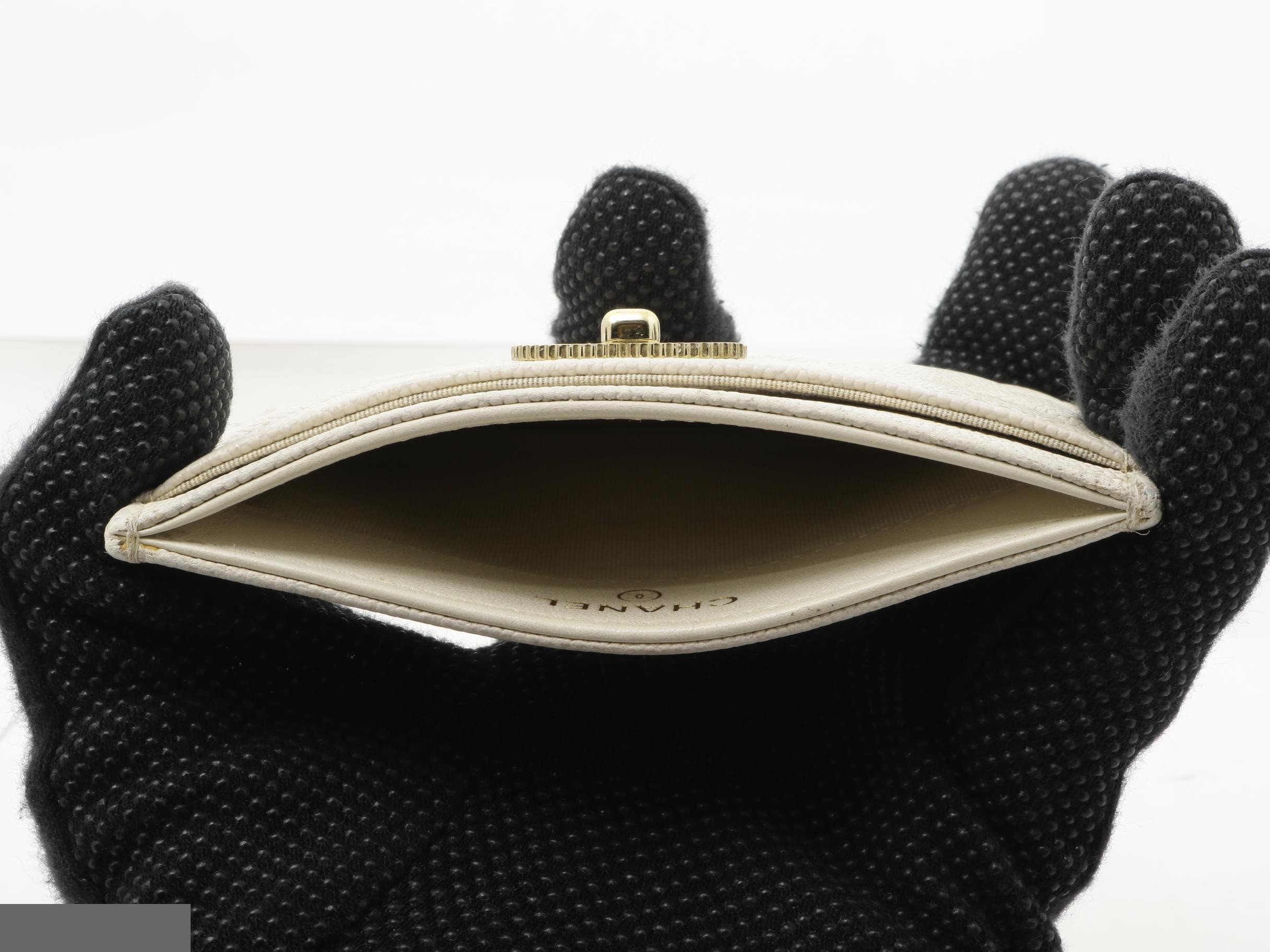 Caviar skin (bag) card case — view 4