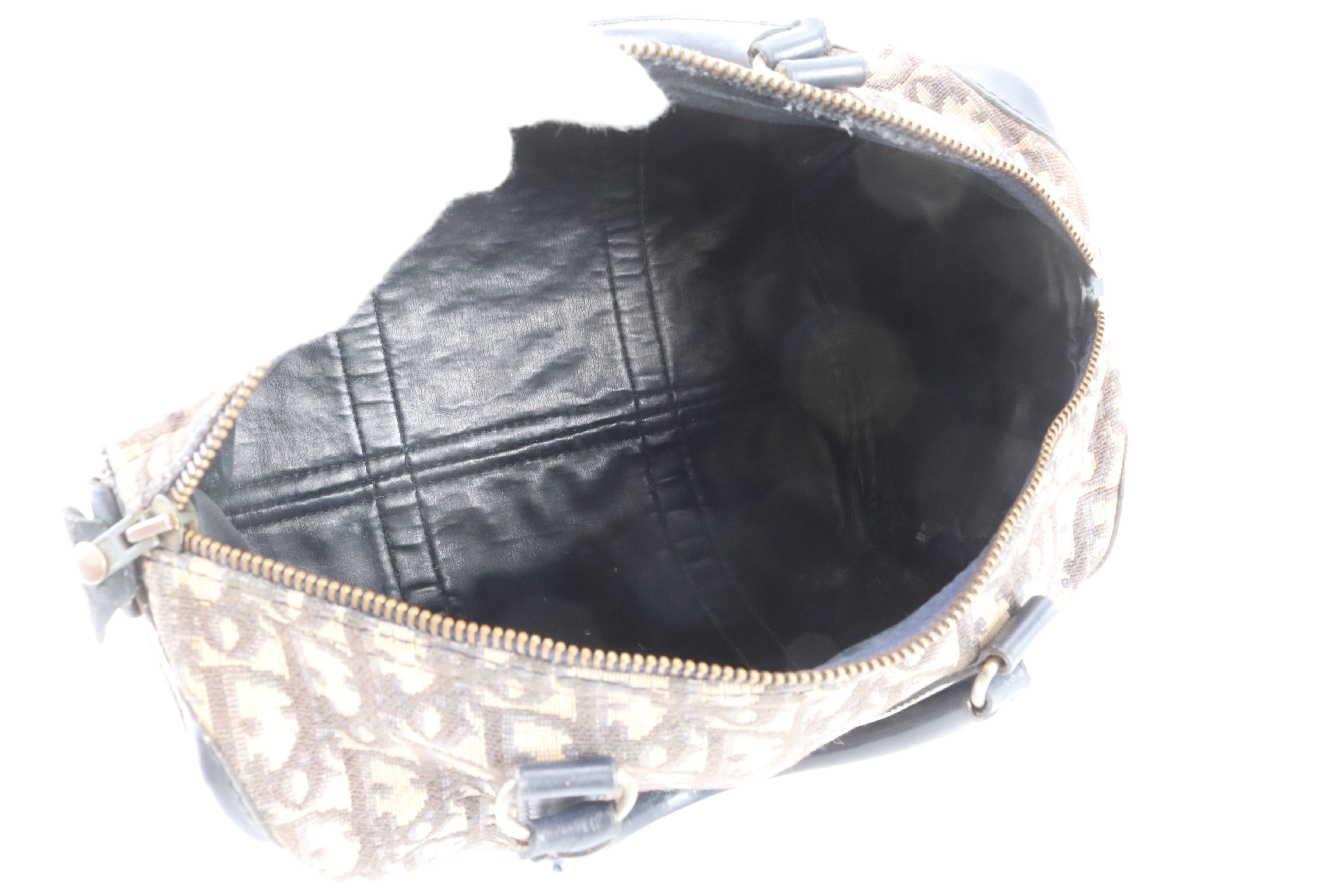 Trotter Boston Bag — view 8