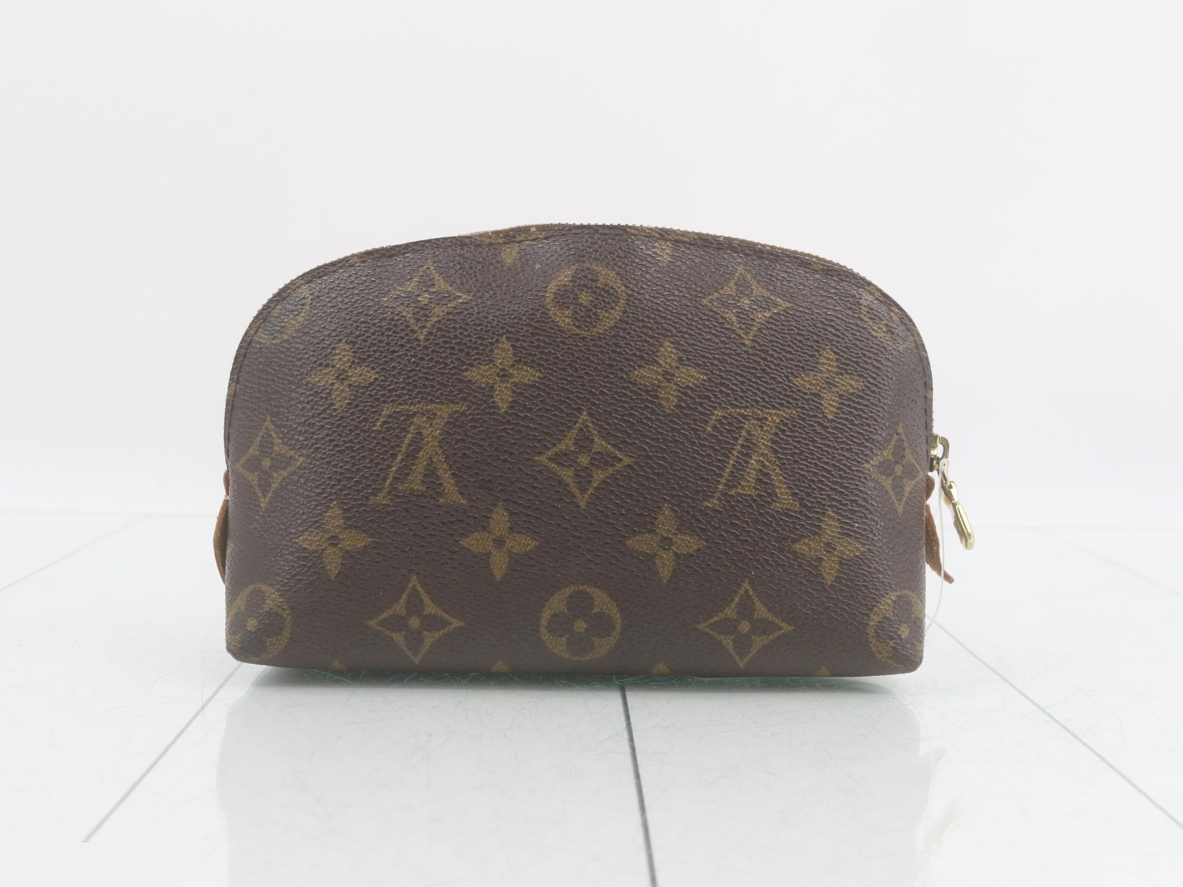 pouch — view 2