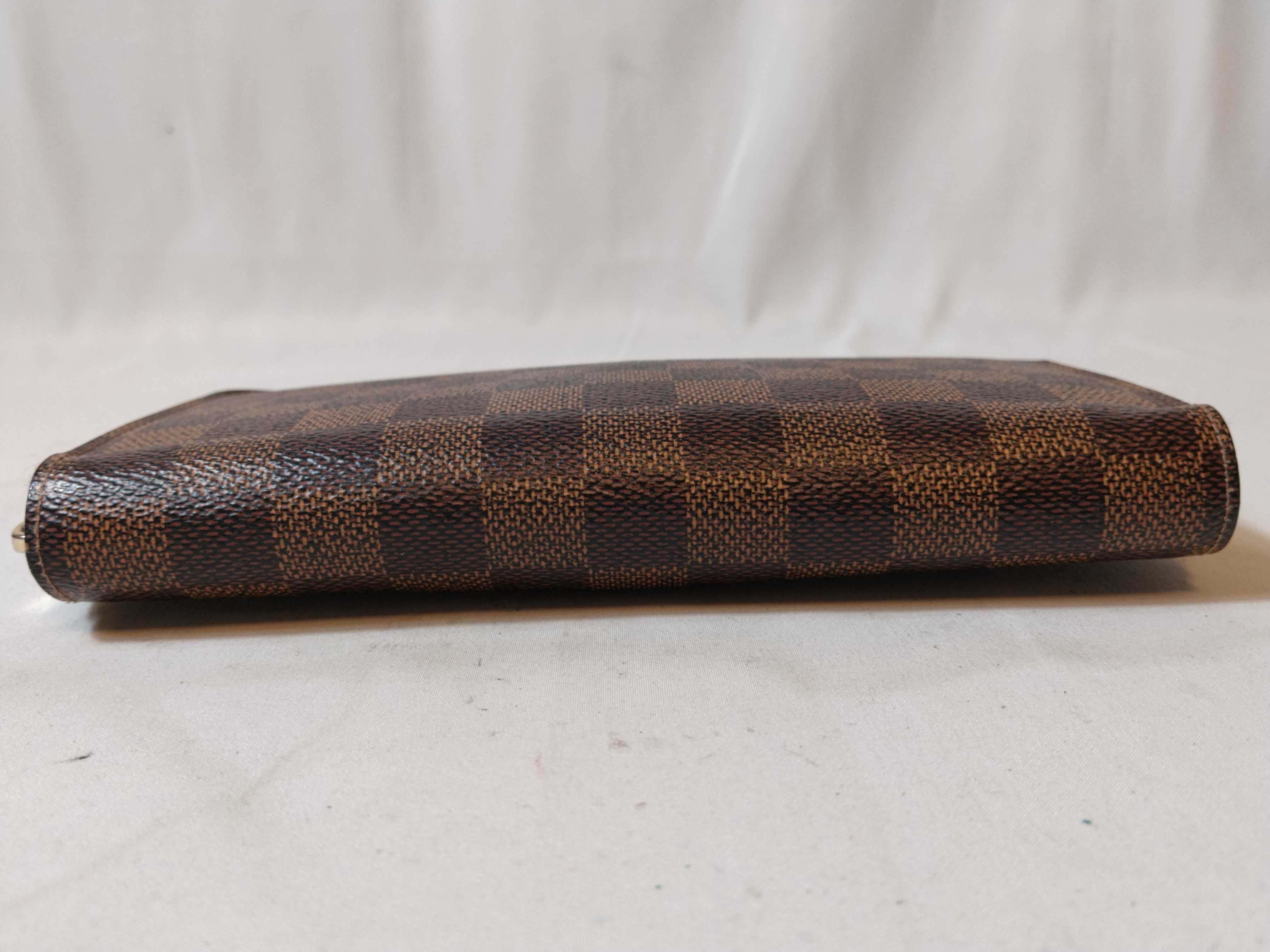 Damier Zippy Wallet — view 3