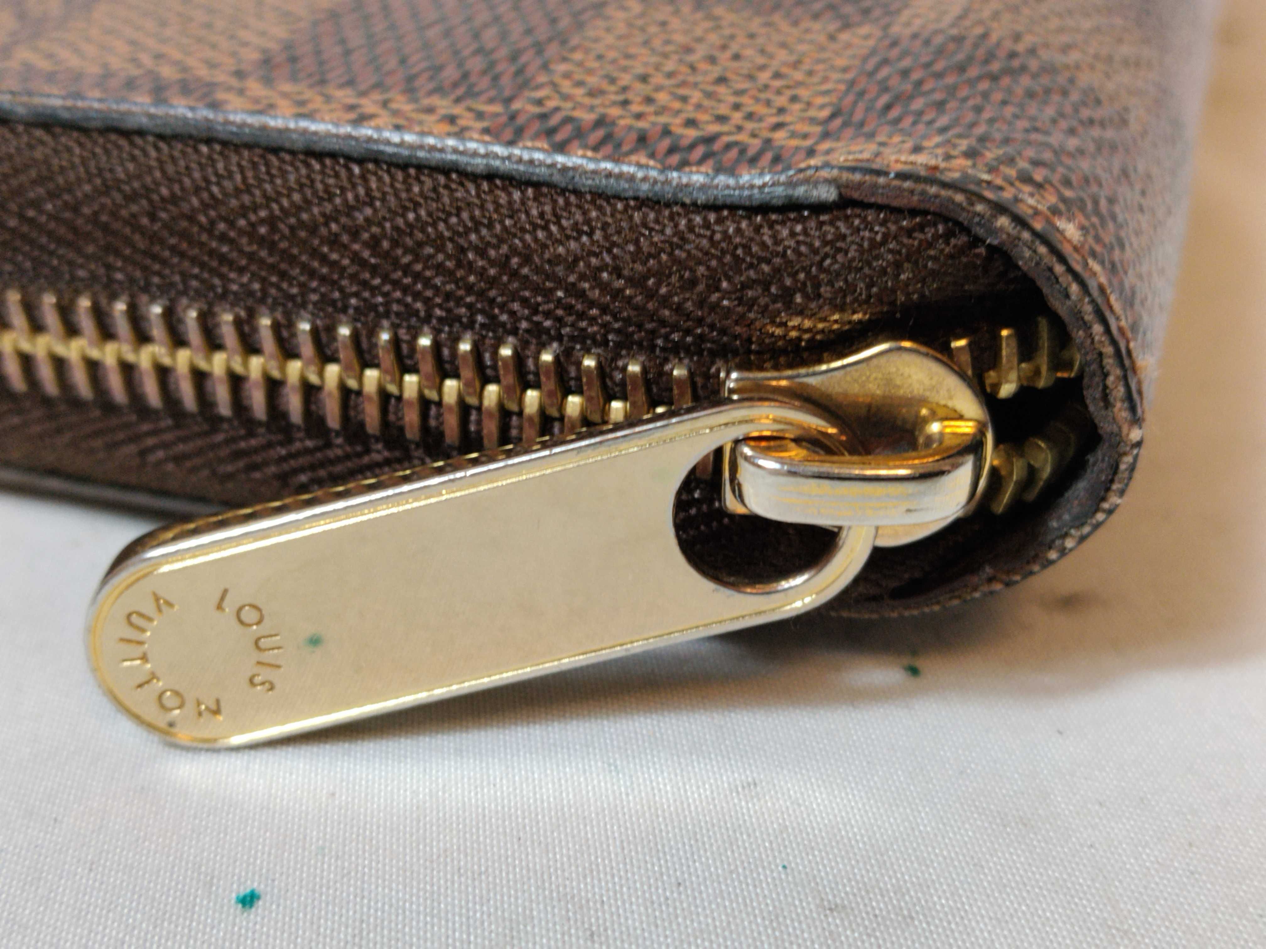 Damier Zippy Wallet — view 7