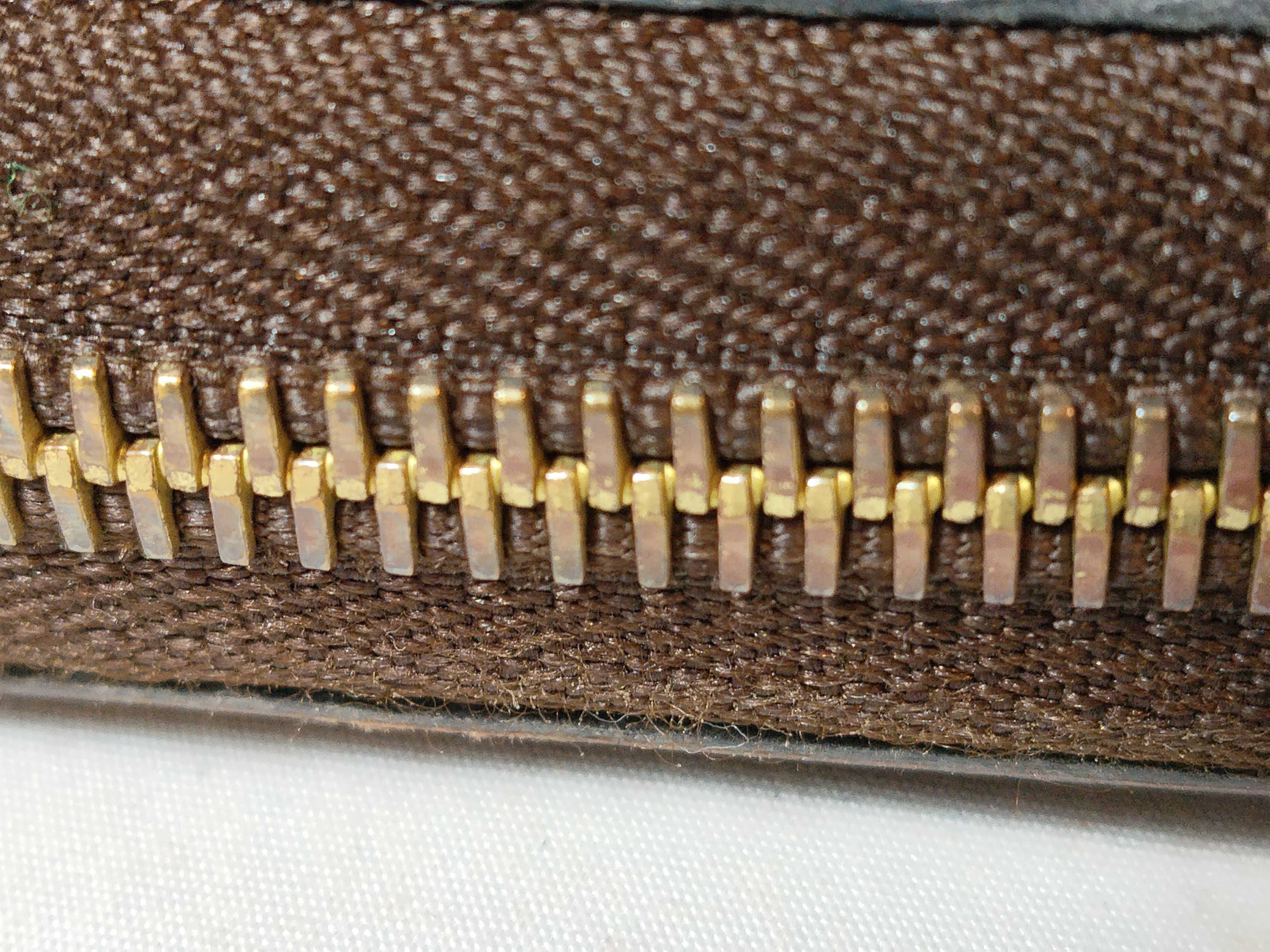 Damier Zippy Wallet — view 8