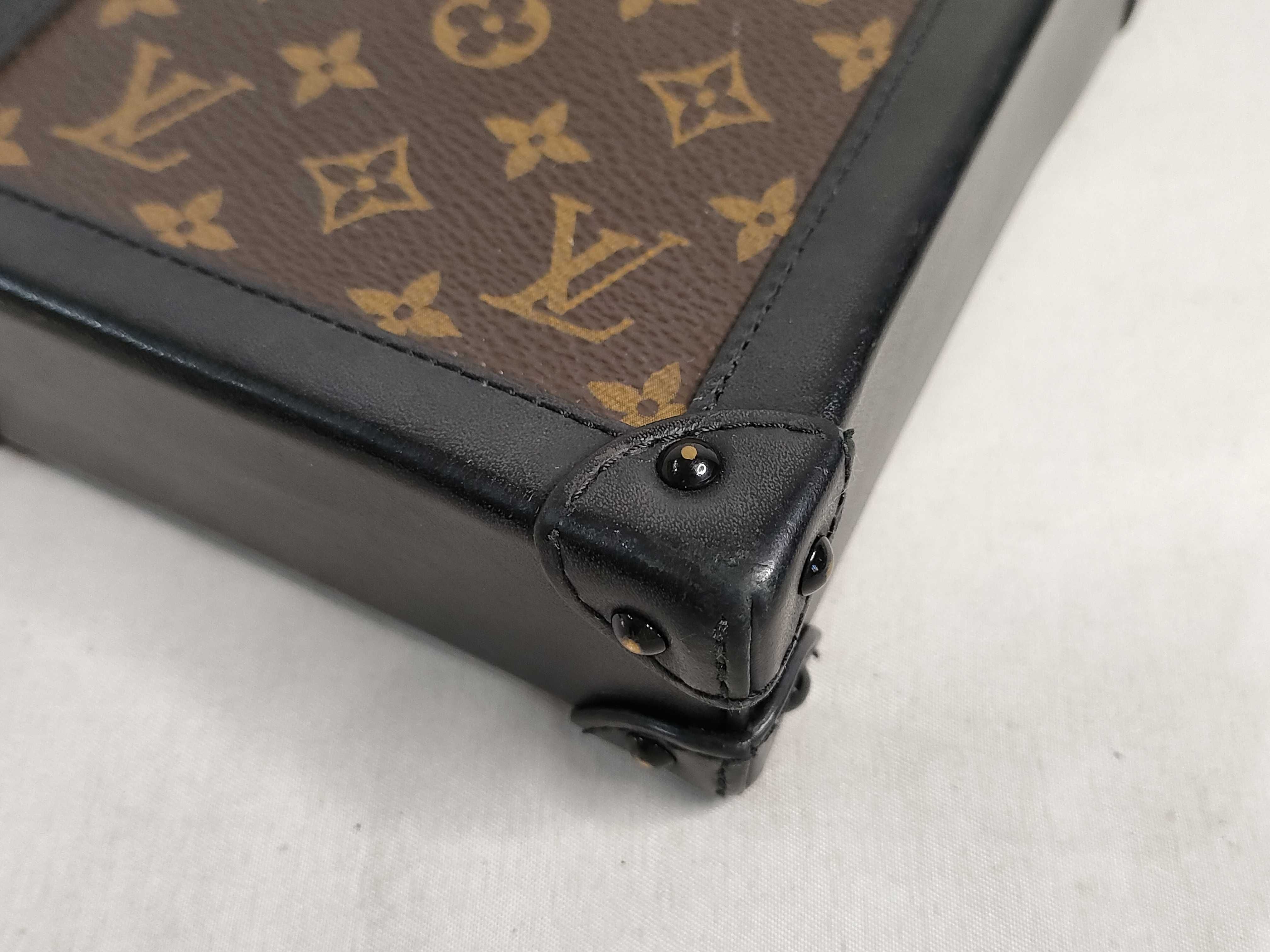 Monogram Vuitton Pochette Trunk M63913 Shoulder Bag — view 6