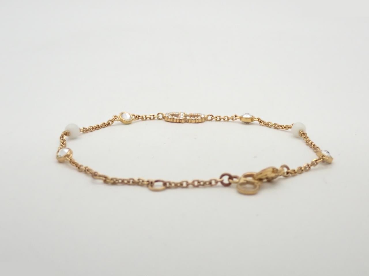 Other items: Precious metal bracelets and bangles (metal), wrist circumference approximately 20cm. — view 2