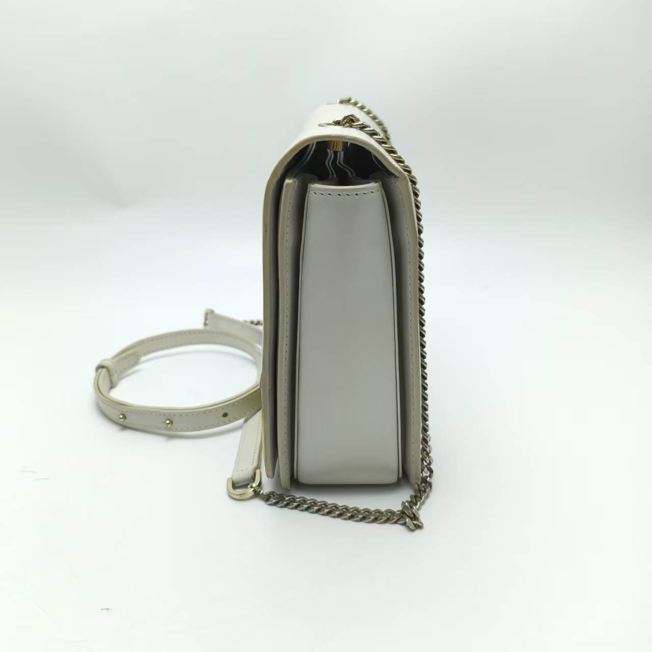 【*Shipped from: China*】BVLGARI Bulgari Leather Shoulder Bag — view 4