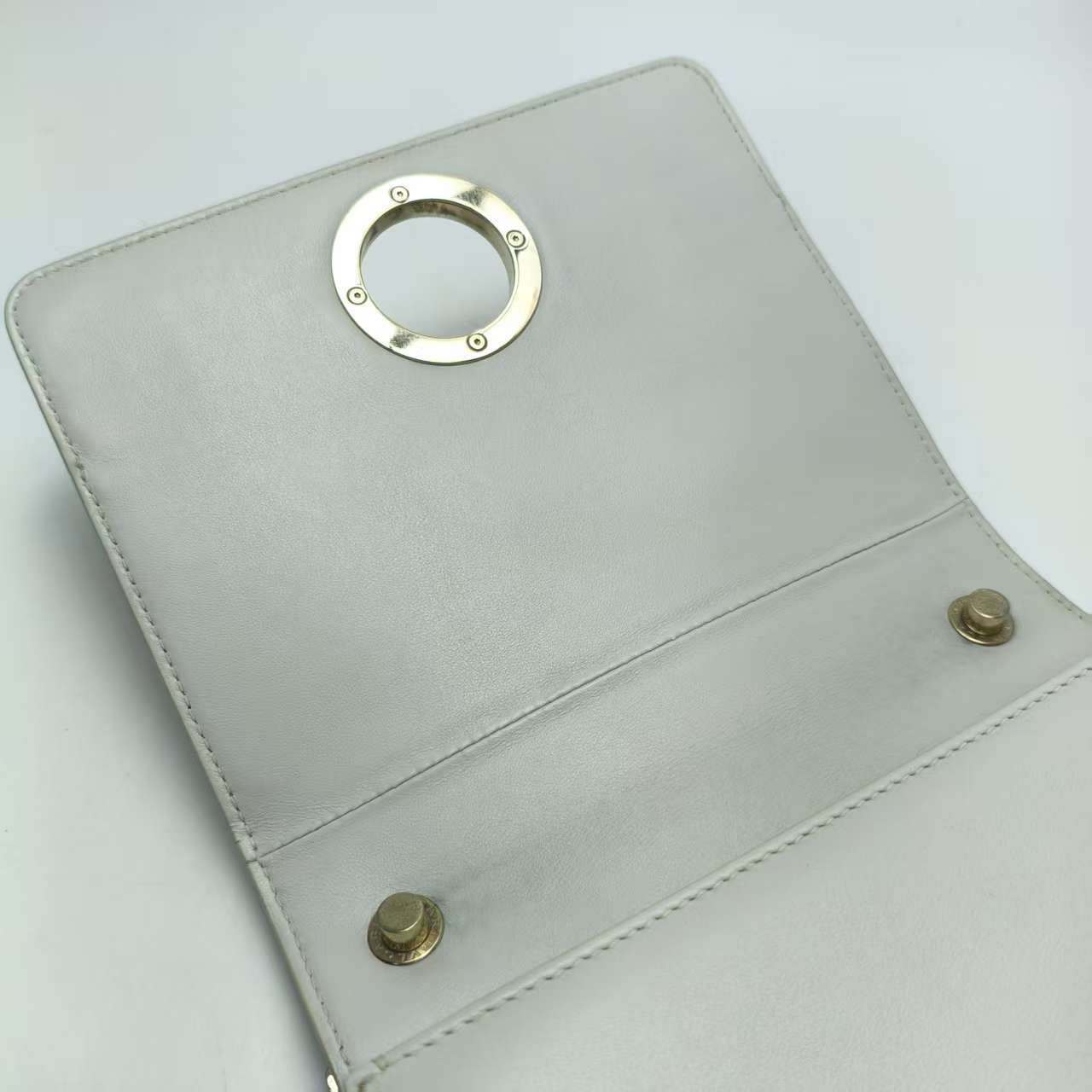 【*Shipped from: China*】BVLGARI Bulgari Leather Shoulder Bag — view 7