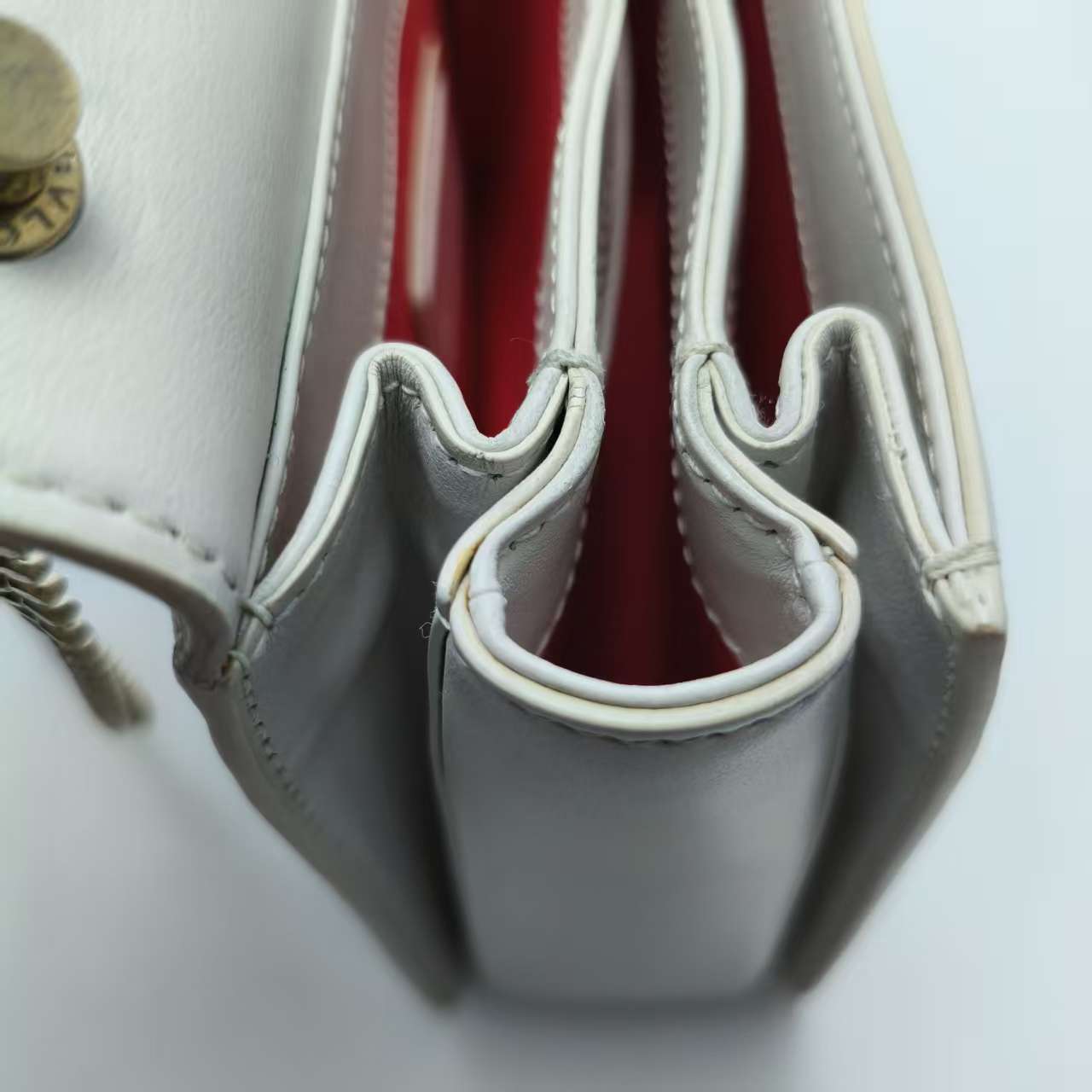 【*Shipped from: China*】BVLGARI Bulgari Leather Shoulder Bag — view 10