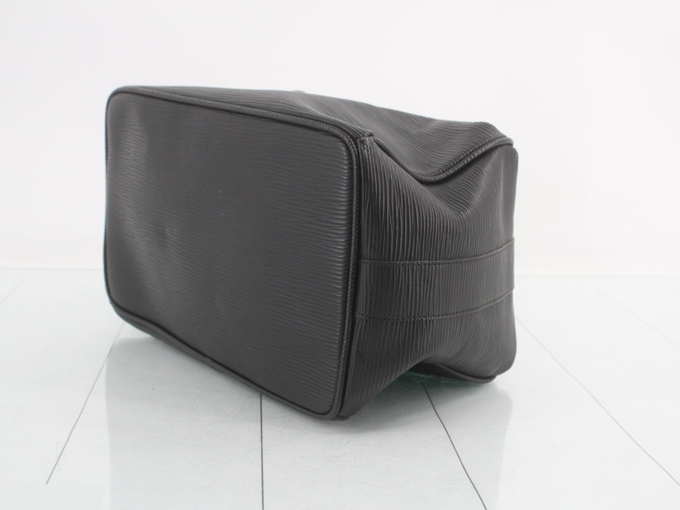 handbag — view 6