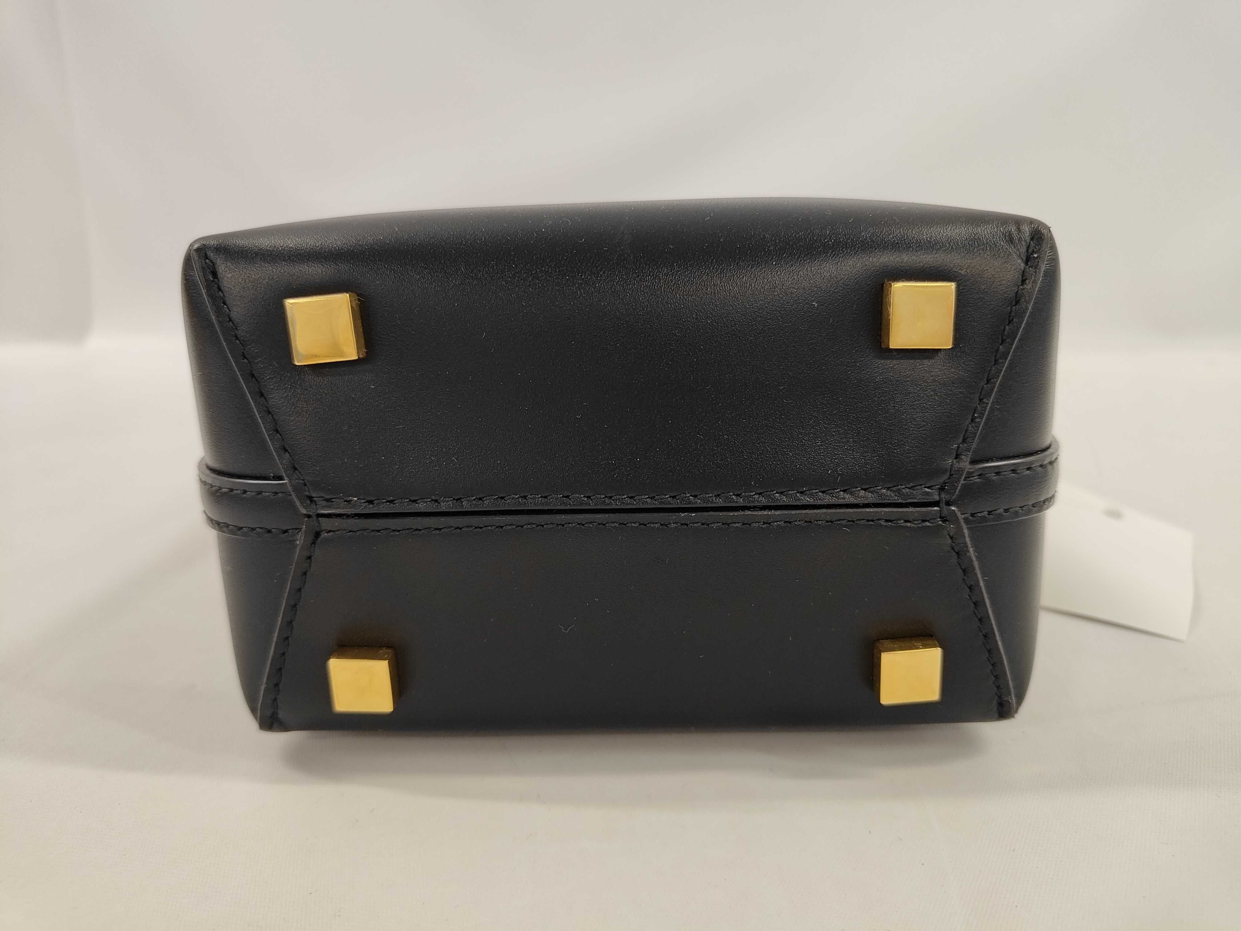 LE 37 Mini Bucket Leather Handbag 2WAY Handbag — view 3