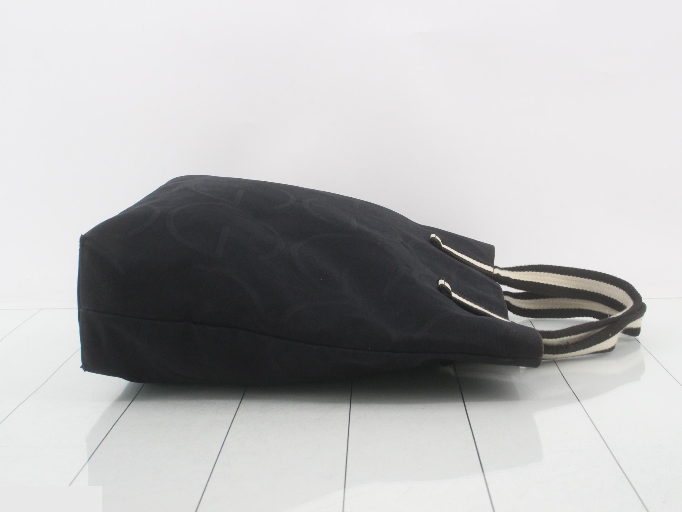 Tote — view 3