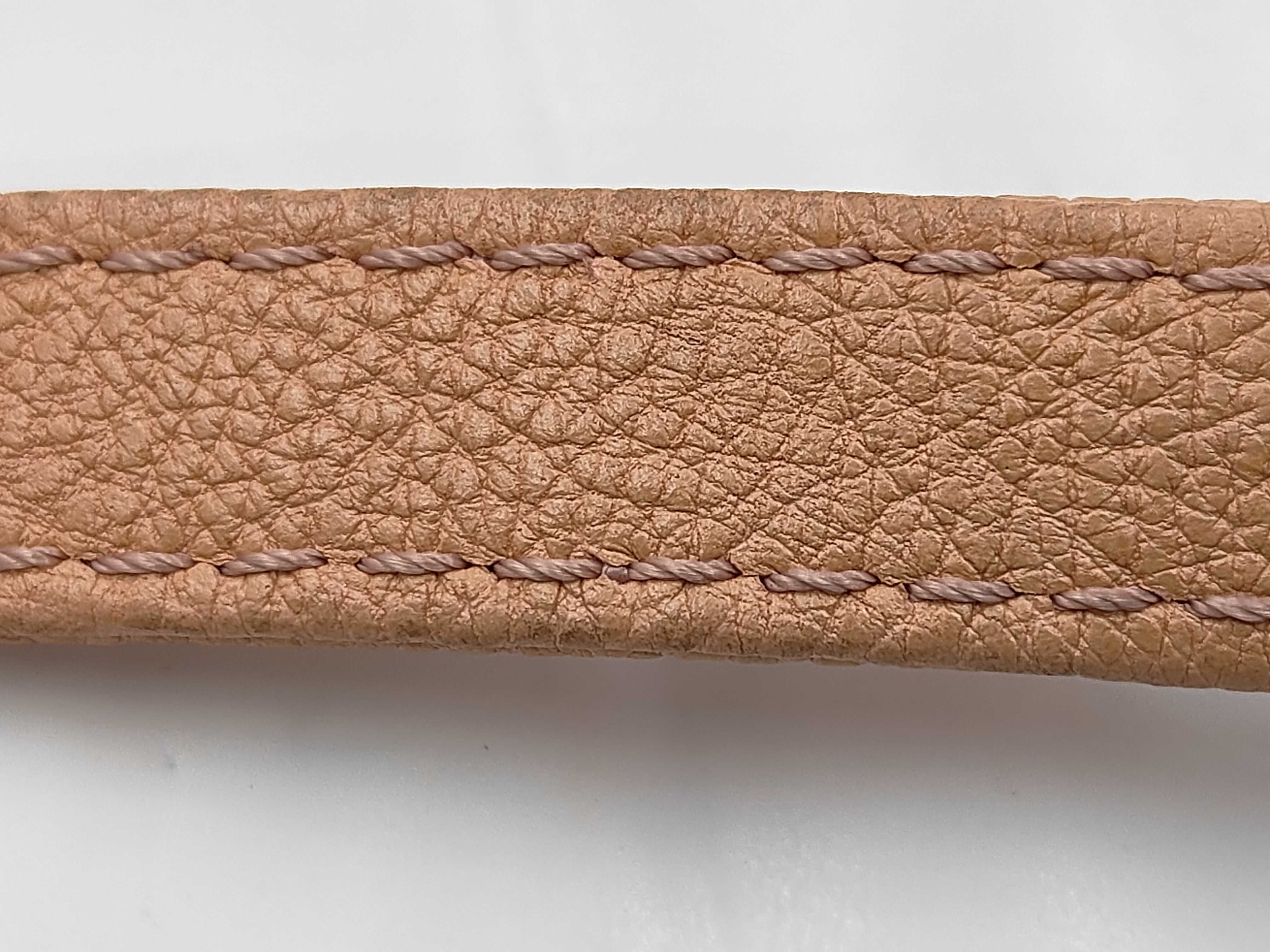 2.55 Caviar Skin Matelassé Chain Shoulder Bag (Serial Number 22) — view 4