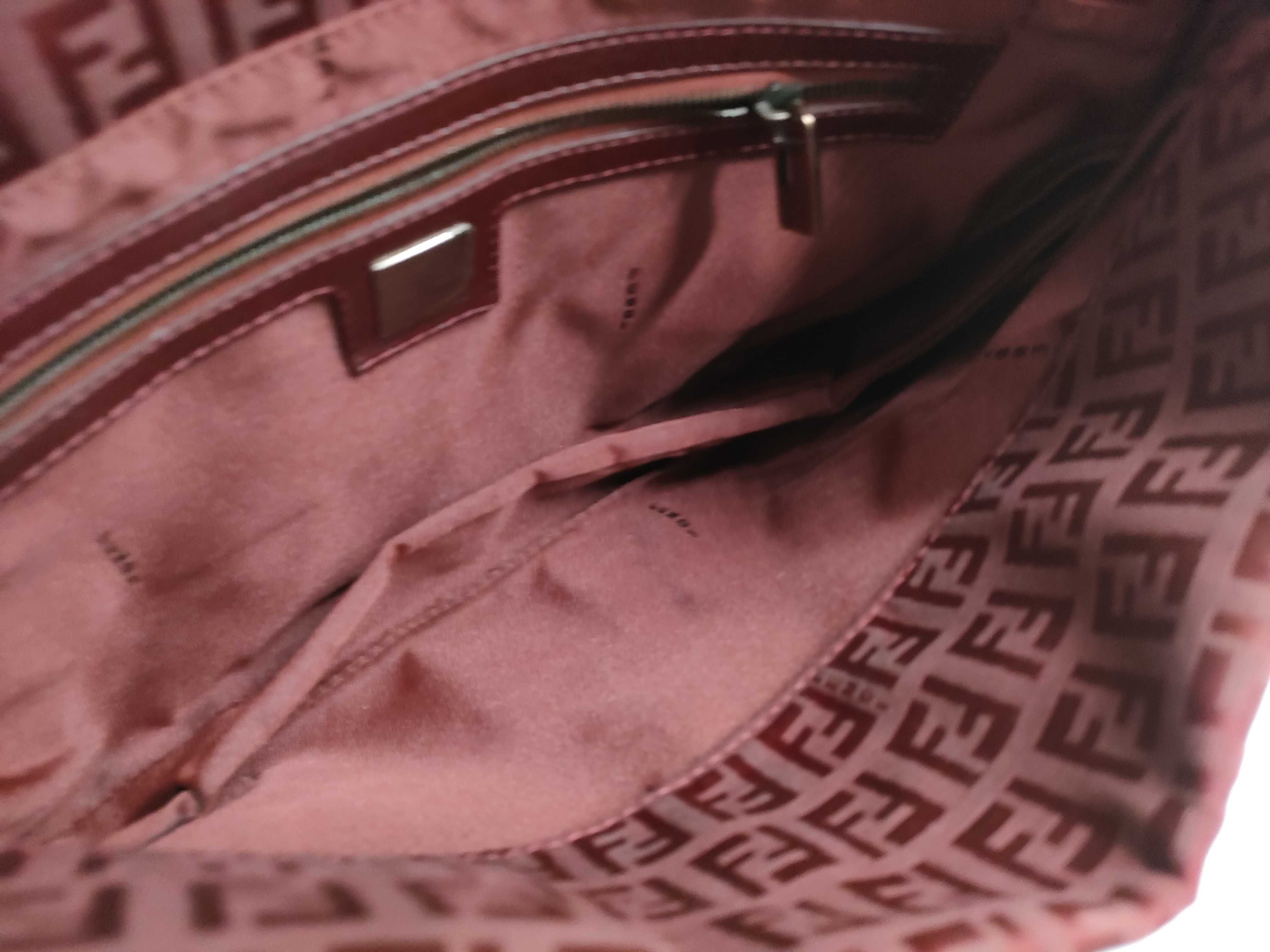 Mamma Zucchino Red Shoulder Bag — view 10