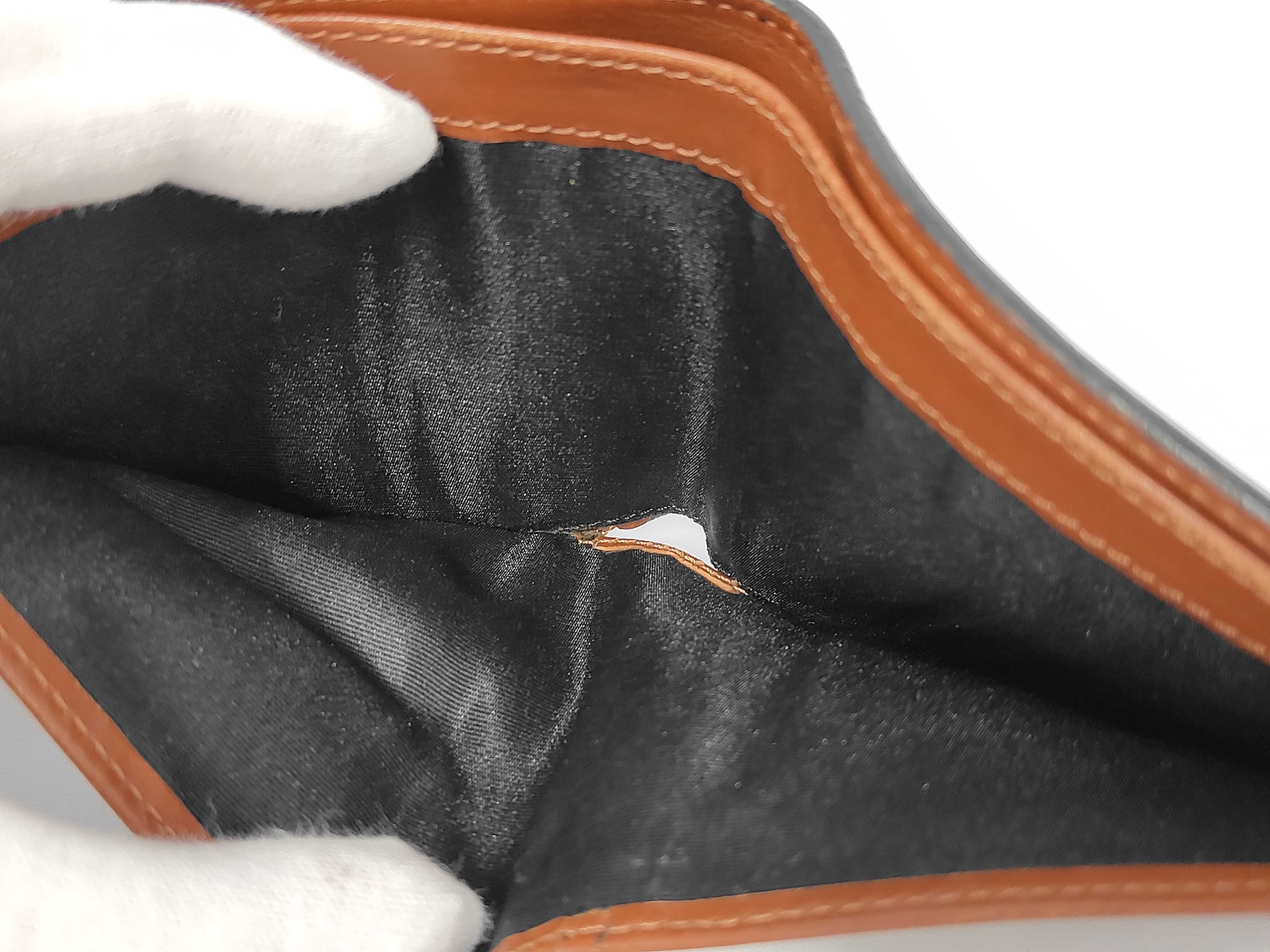 Leather Bi-fold Wallet with Lion Design — view 8