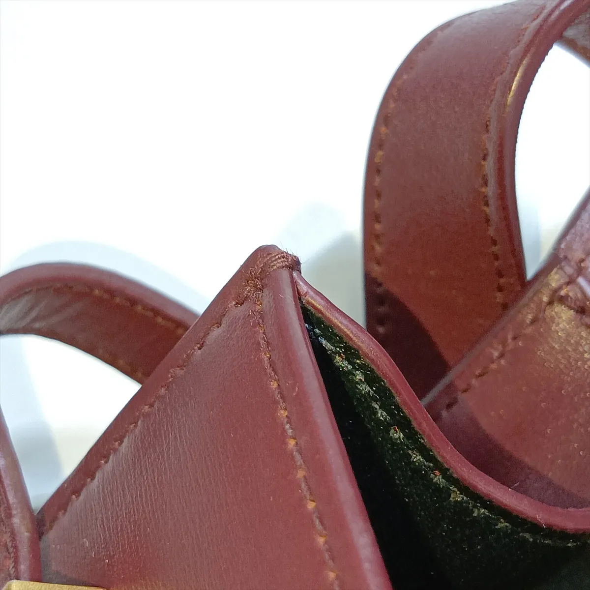 Manhattan 579271 Leather Shoulder Bag, Red — view 10