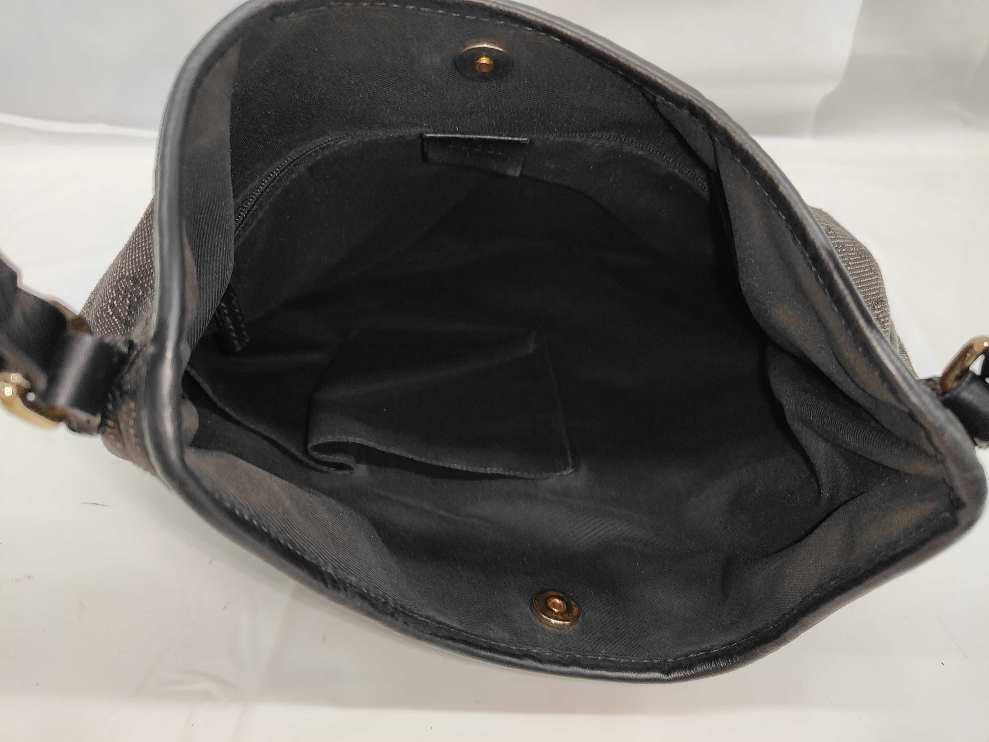 GG Canvas New Bree Medium Hobo Bag Tote Bag — view 6