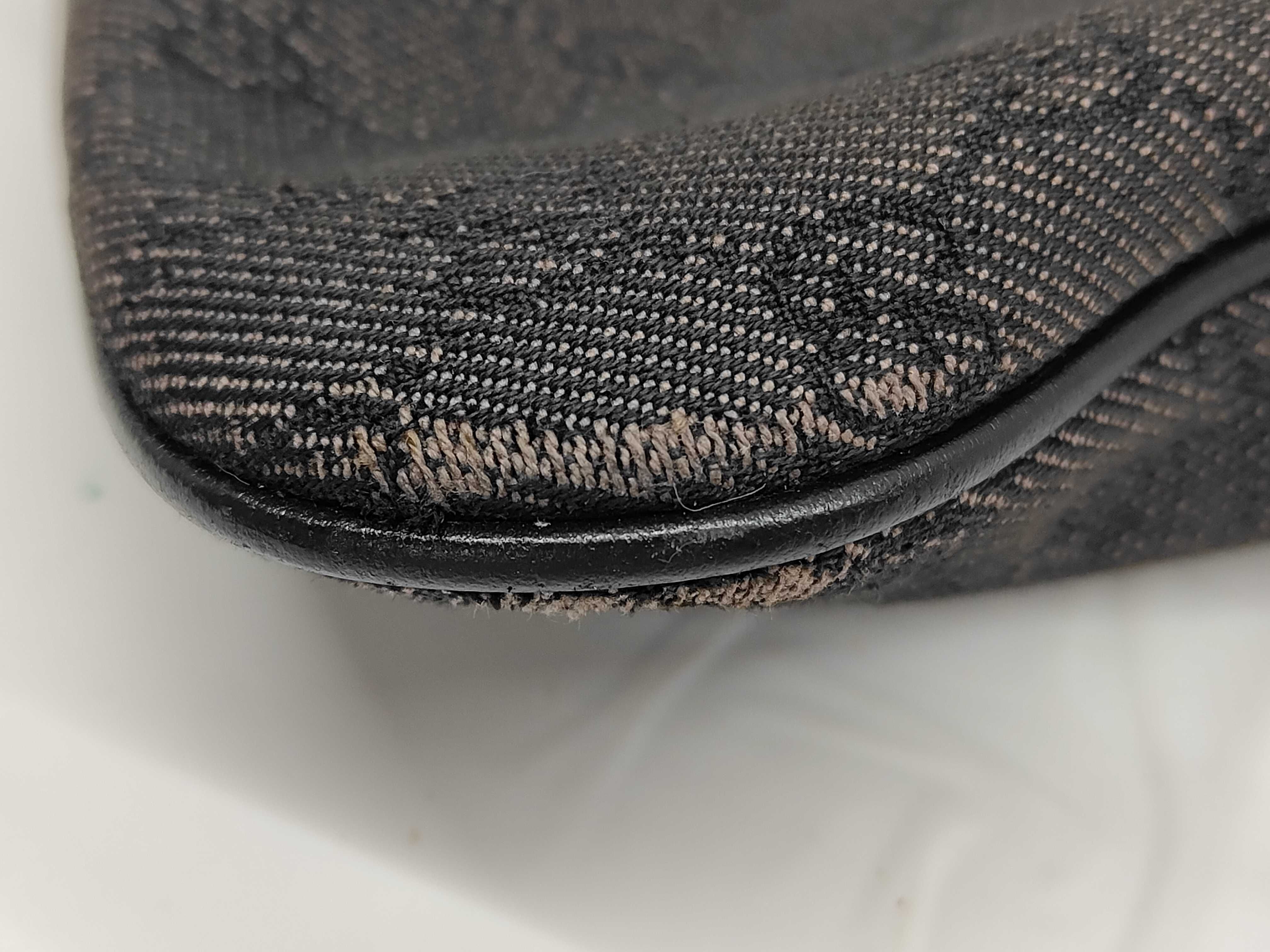 GG Canvas New Bree Medium Hobo Bag Tote Bag — view 9
