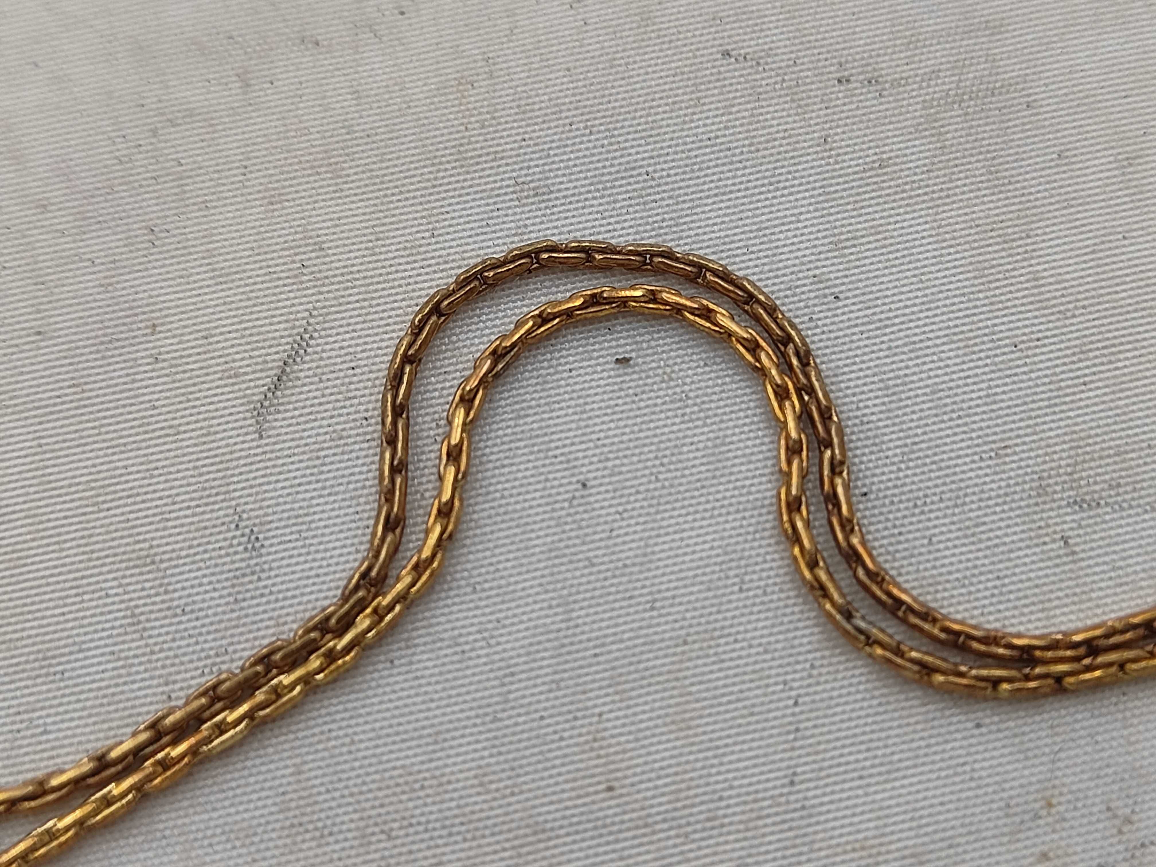 necklace — view 3