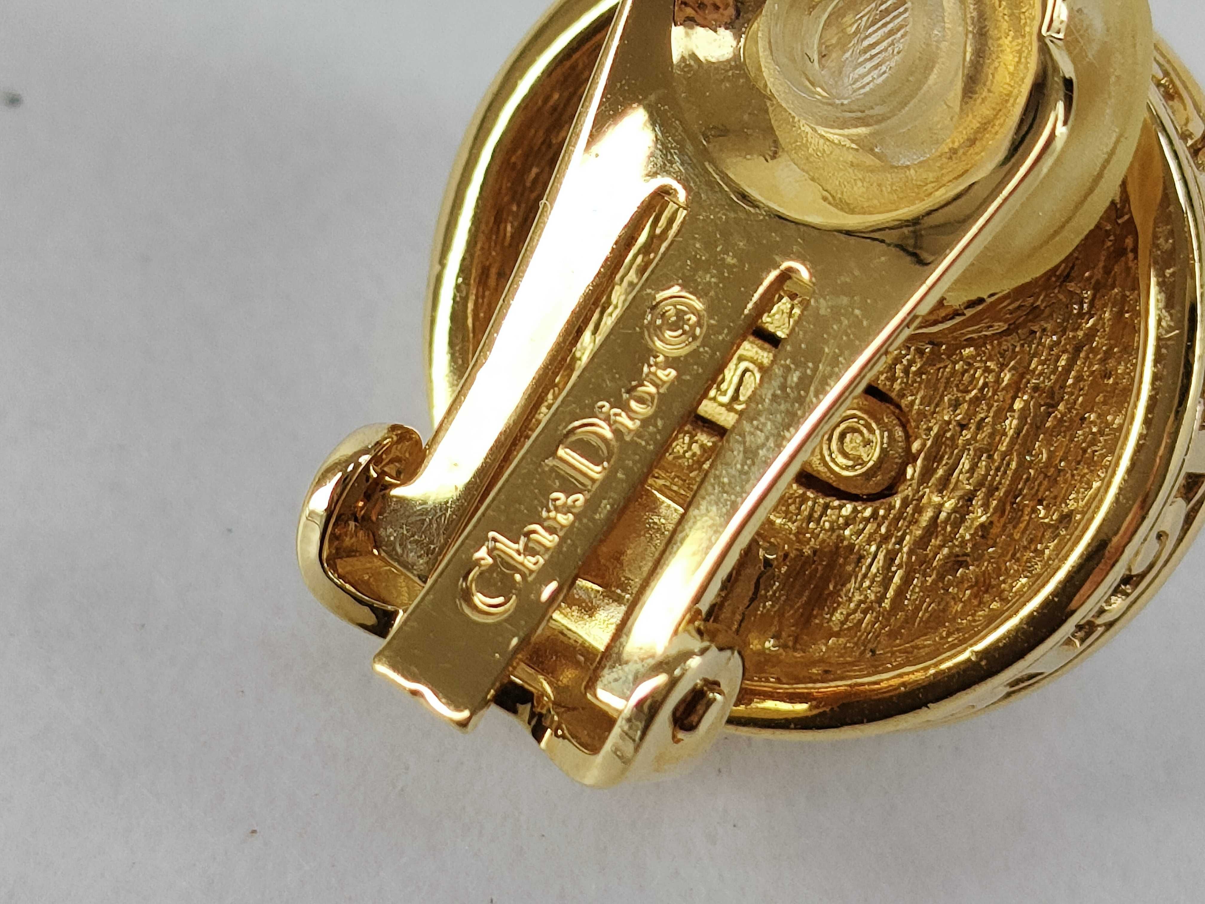 Christian Pearl White x Gold (Precious Metal) Earrings — view 10