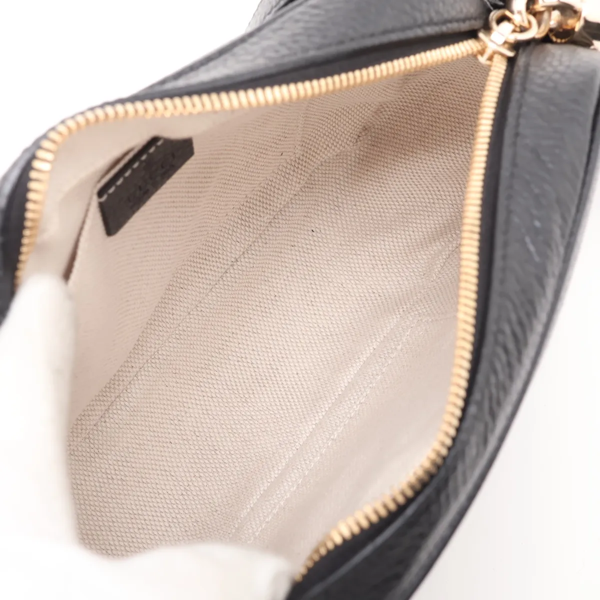 Soho 308364 Leather Shoulder Bag, Black — view 6