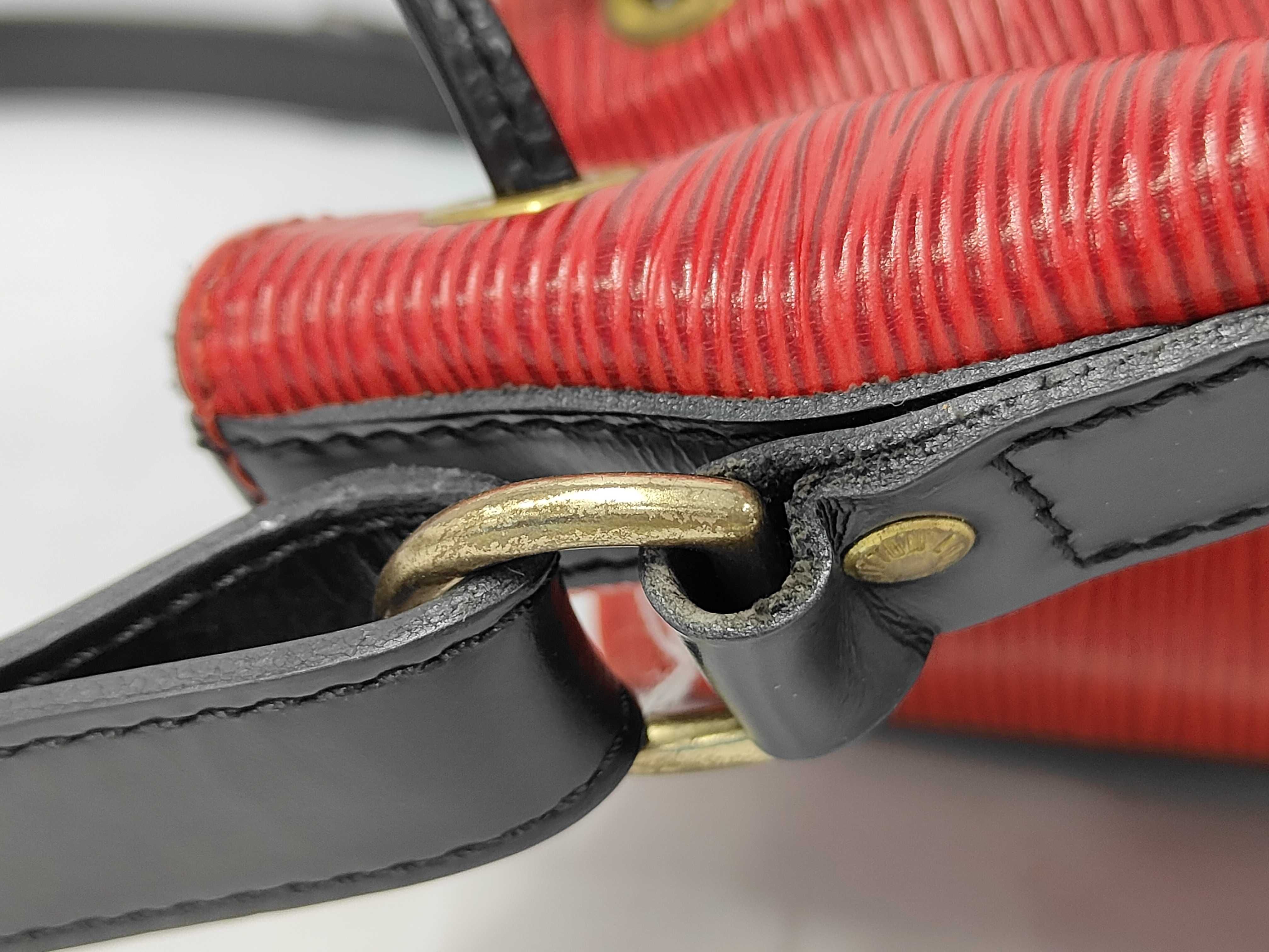 Noe Red x Black Shoulder Bag — view 6