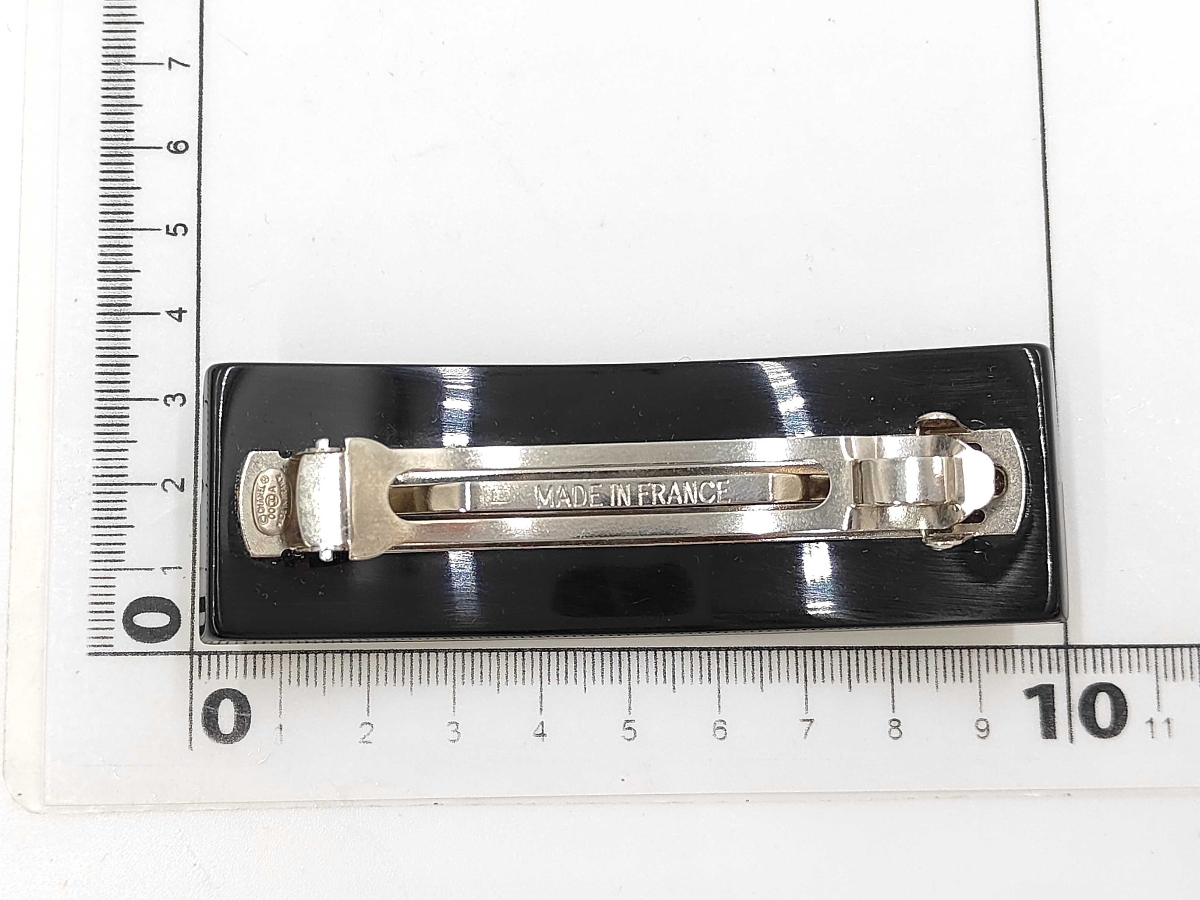 Barrette 00A Hair Accessory — view 3