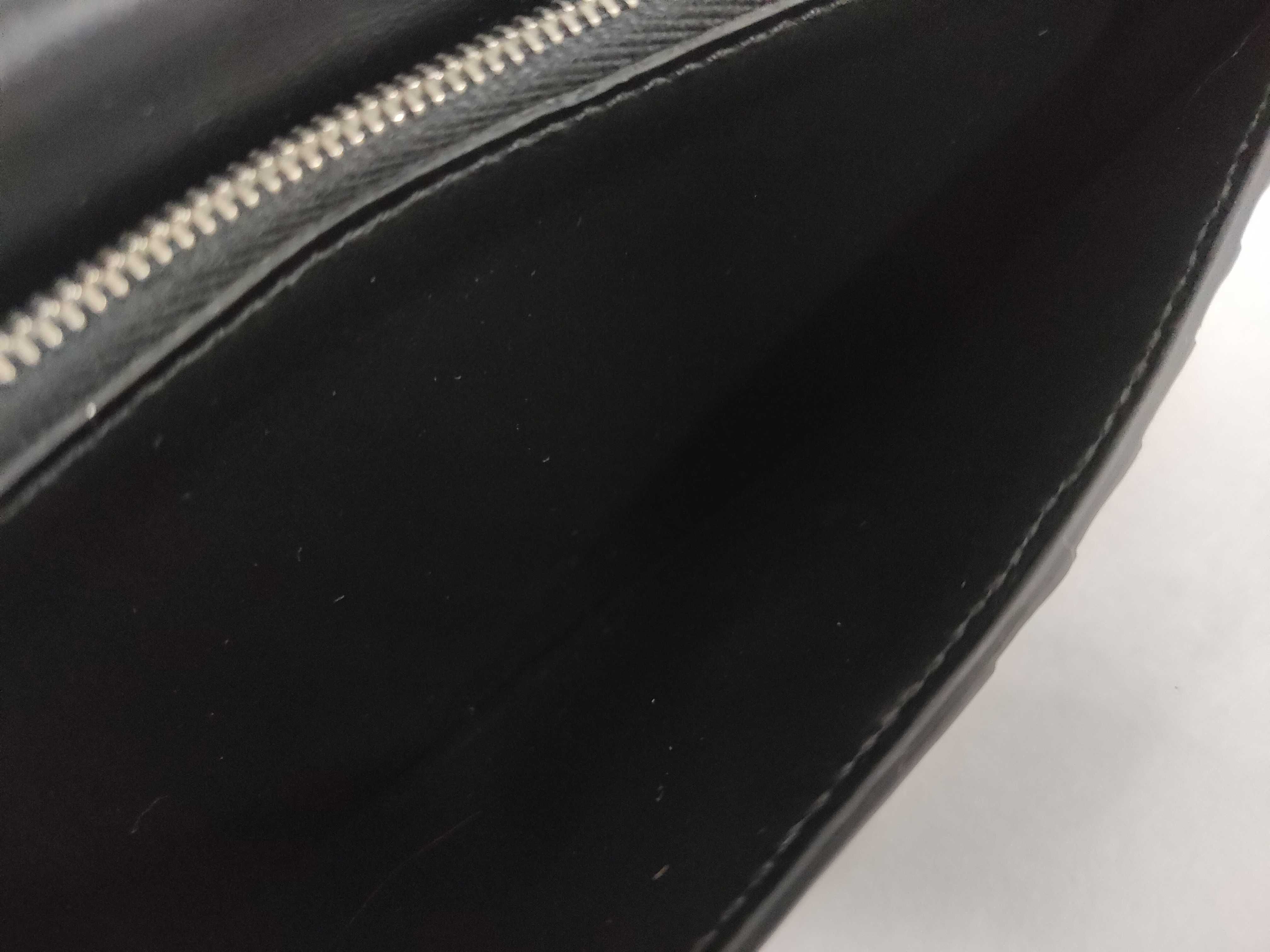 10C863 Bi-fold Long Wallet, Black — view 11
