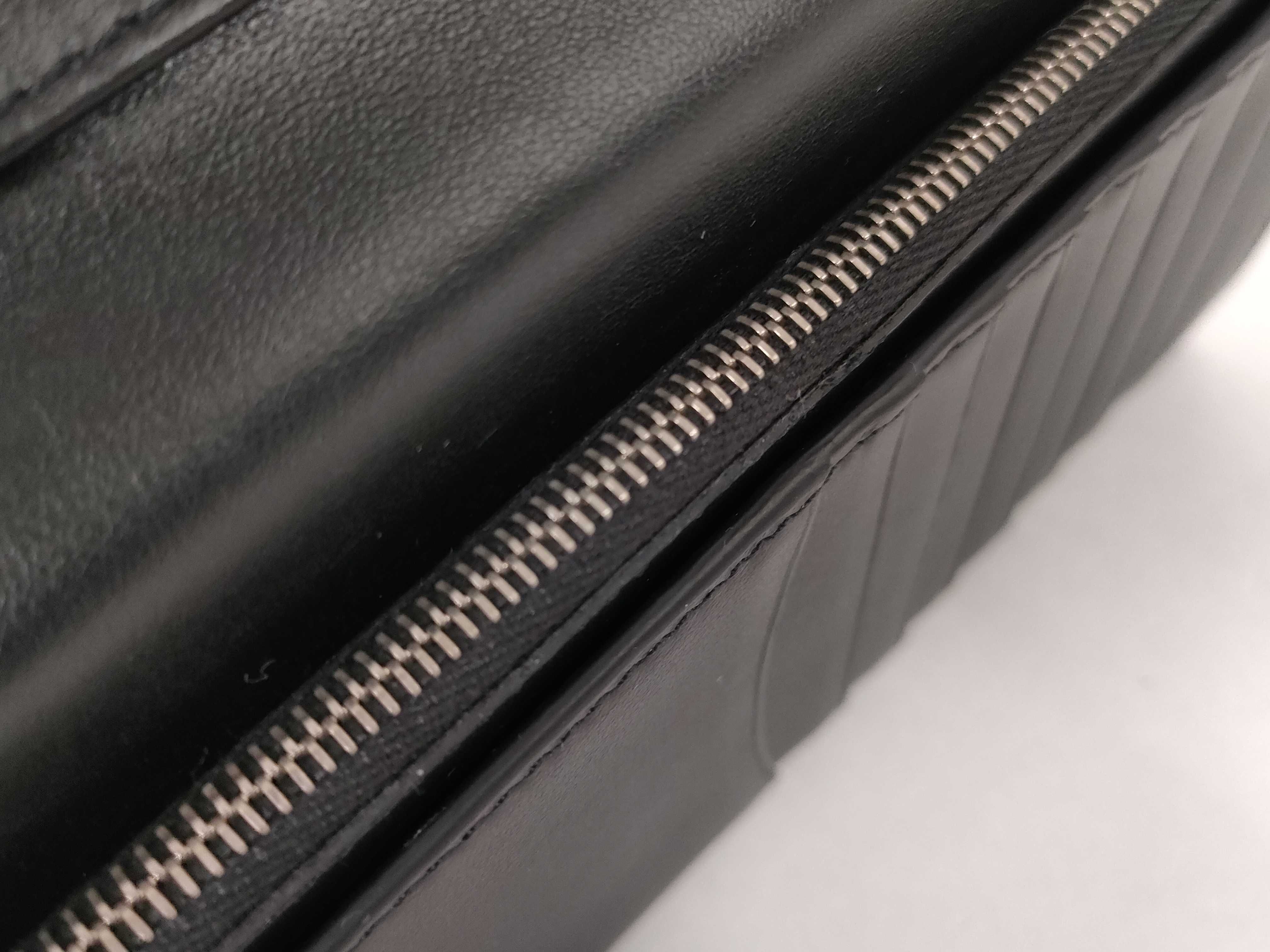 10C863 Bi-fold Long Wallet, Black — view 8