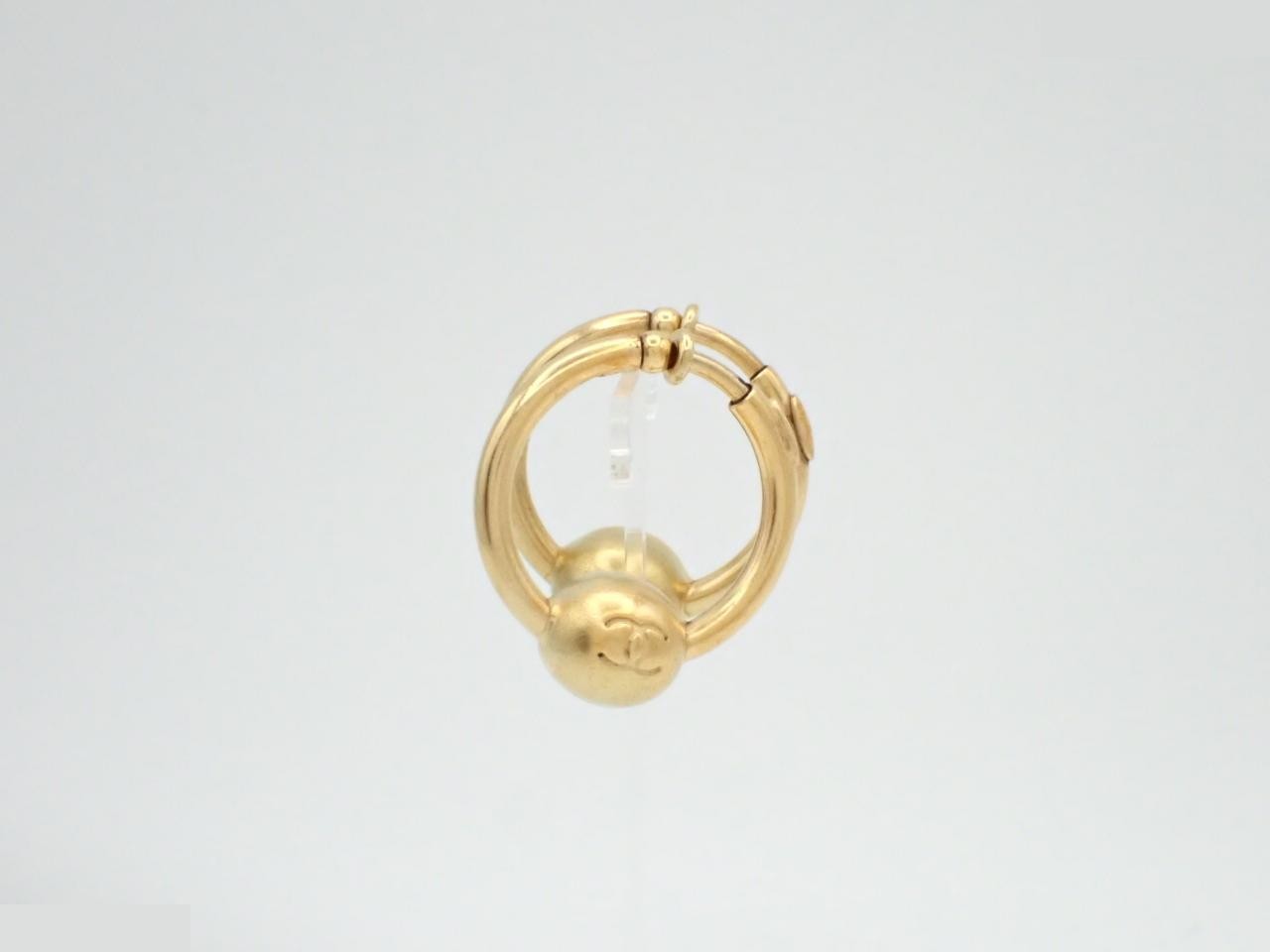 Earrings, 94A, Coco Mark, Ball, Loop, 3.2cm diameter, Gold — view 3