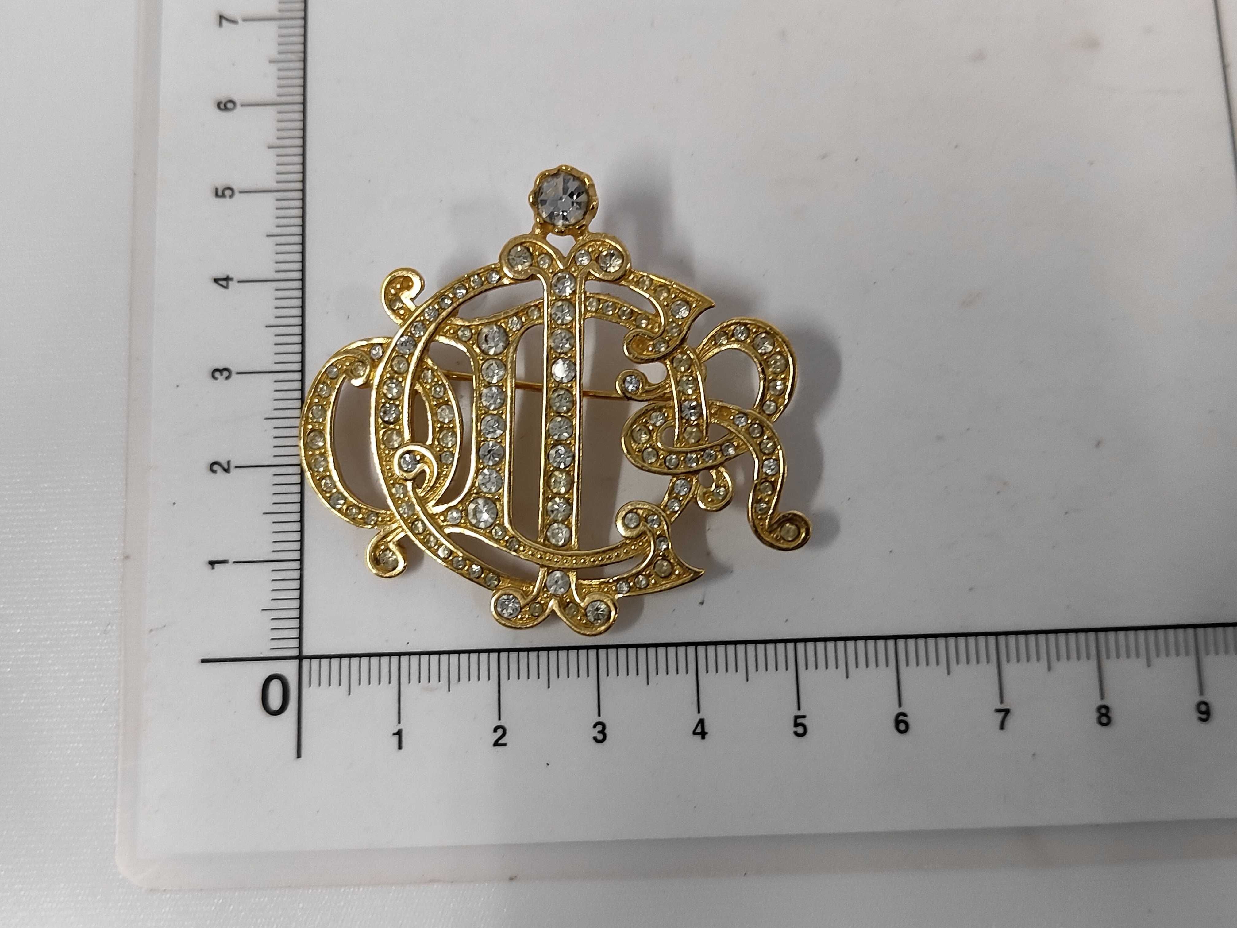 Christian / Brooch / GP Brooch — view 4