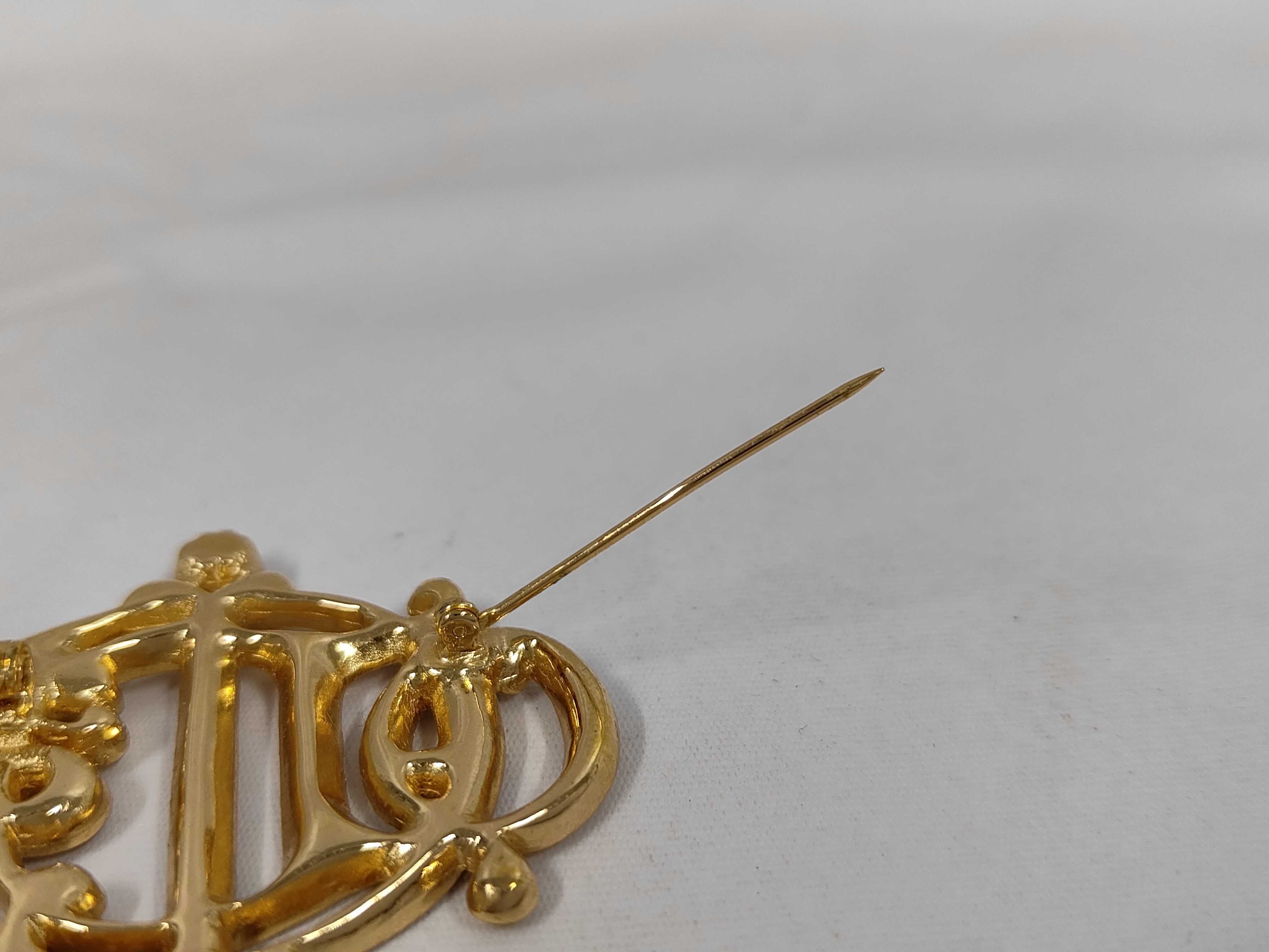 Christian / Brooch / GP Brooch — view 7