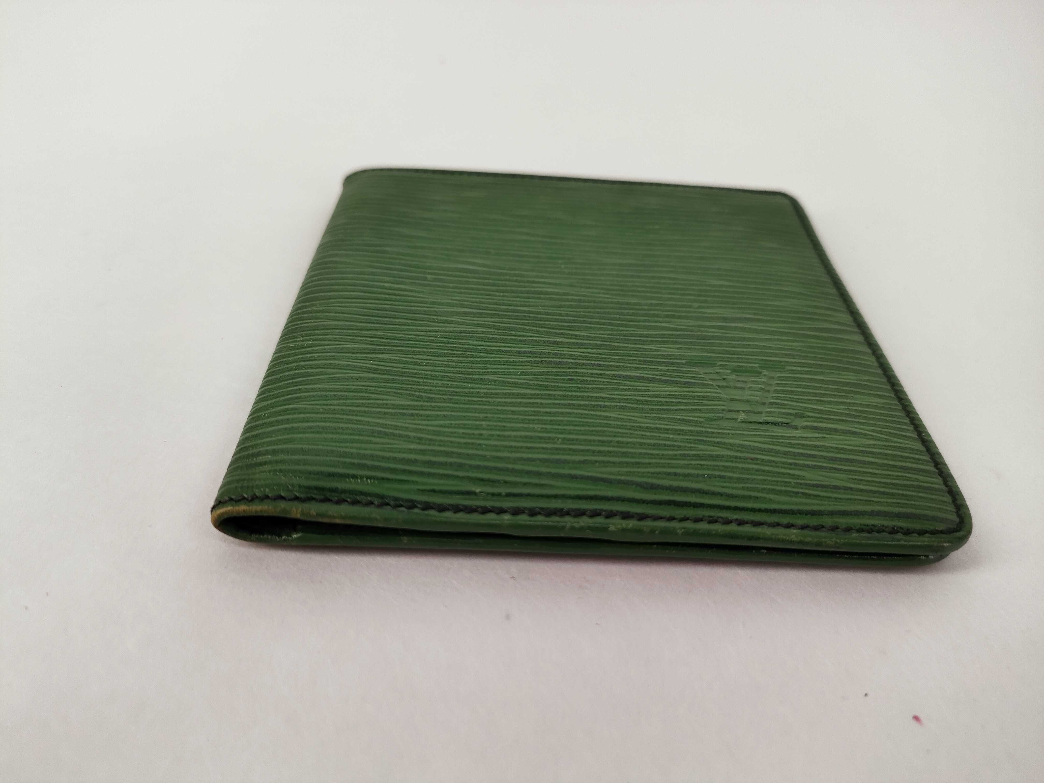 Epi / Epi / Portefeuille 6 Cartes Crédit / M63314 / Serial number unknown / Folding wallet / Leather wallet — view 4