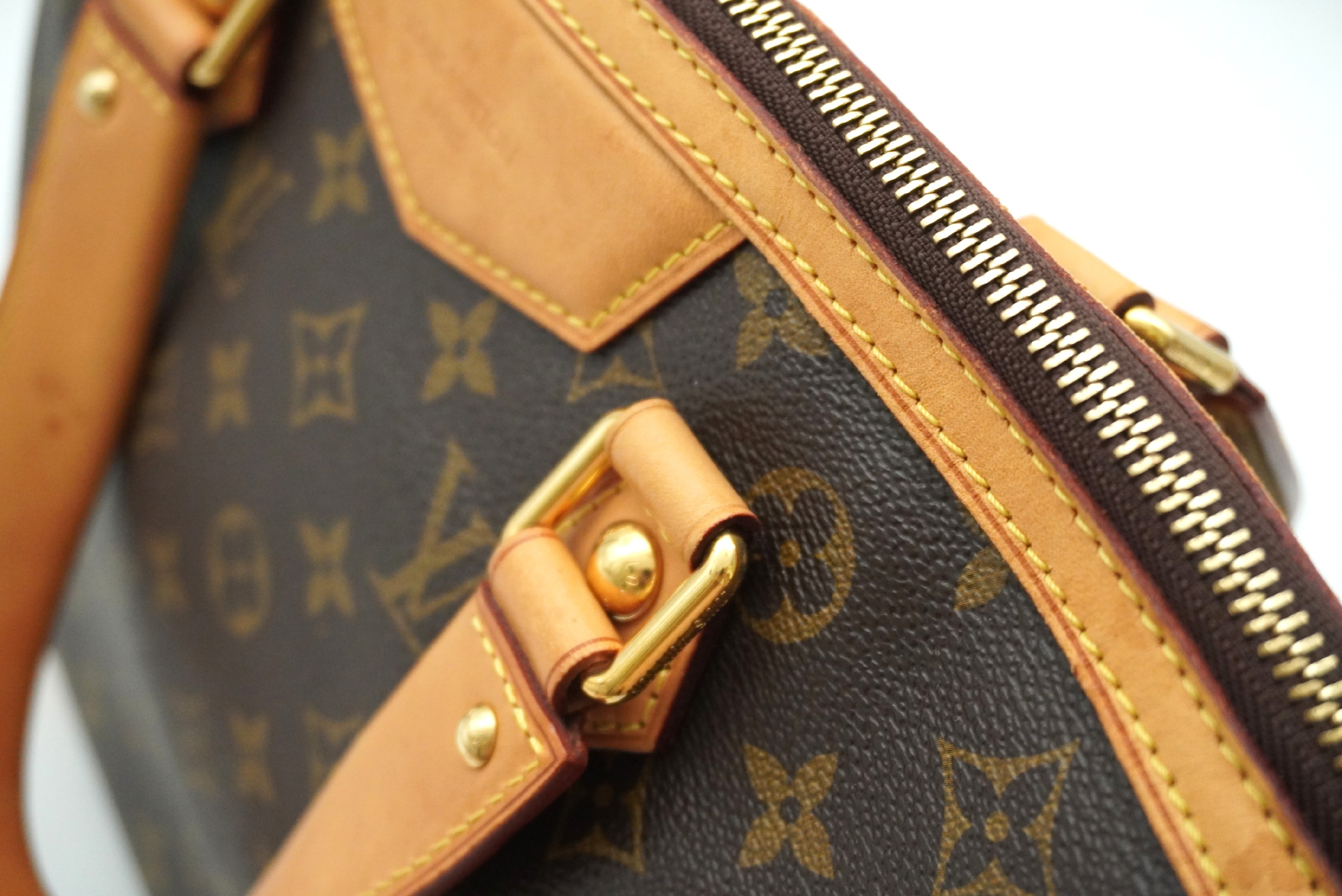 Monogram Retiro PM M40325 Shoulder Strap Handbag — view 10