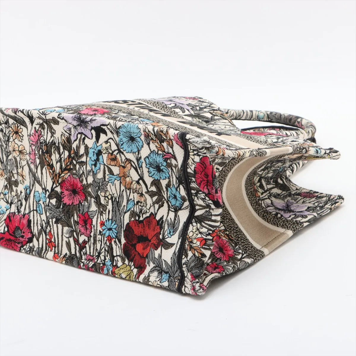 Book Tote Medium Canvas Tote Bag Multicolor — view 3